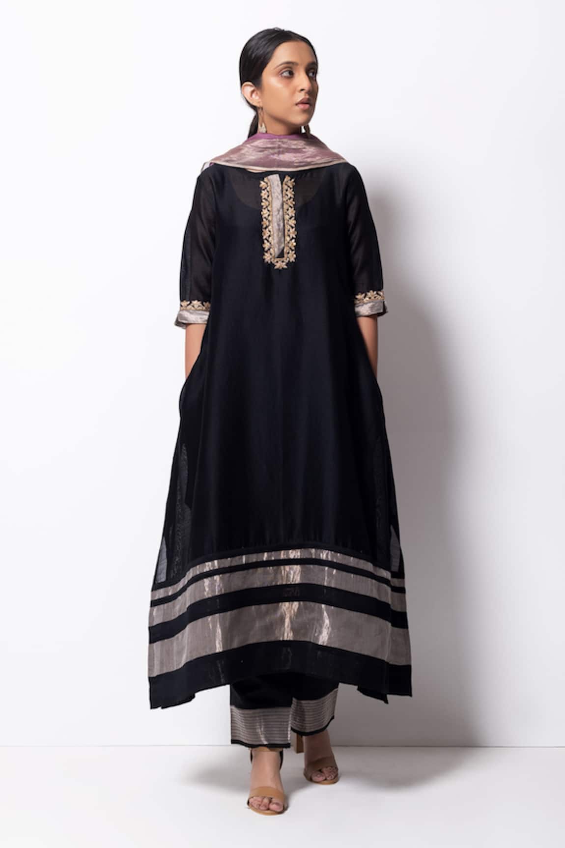 Bhavik Shah Handwoven Chanderi Silk Kurta Set