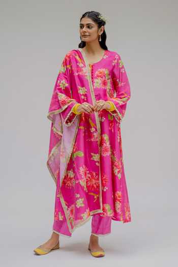 Chrkha Chanderi Silk Embroidered Kurta Set