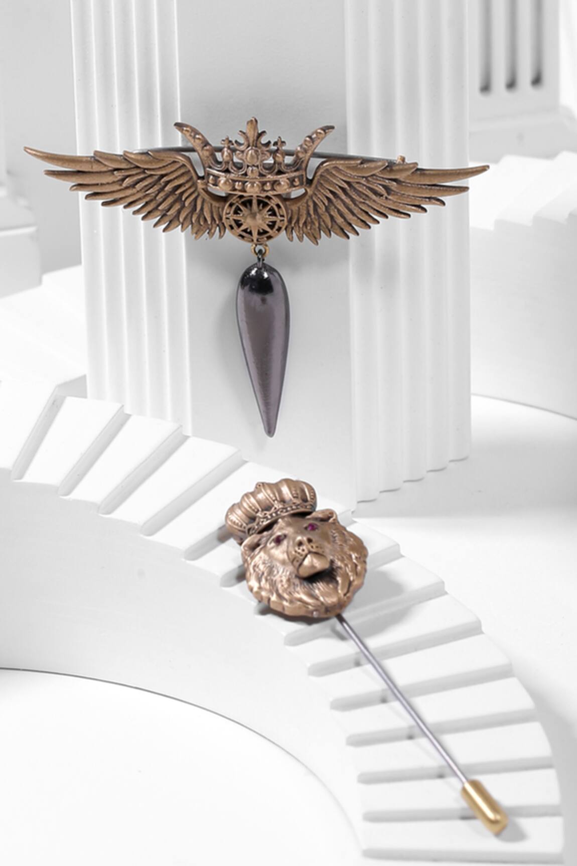 Cosa Nostraa Crowned Wings Brooch & Lapel Pin Gift Box