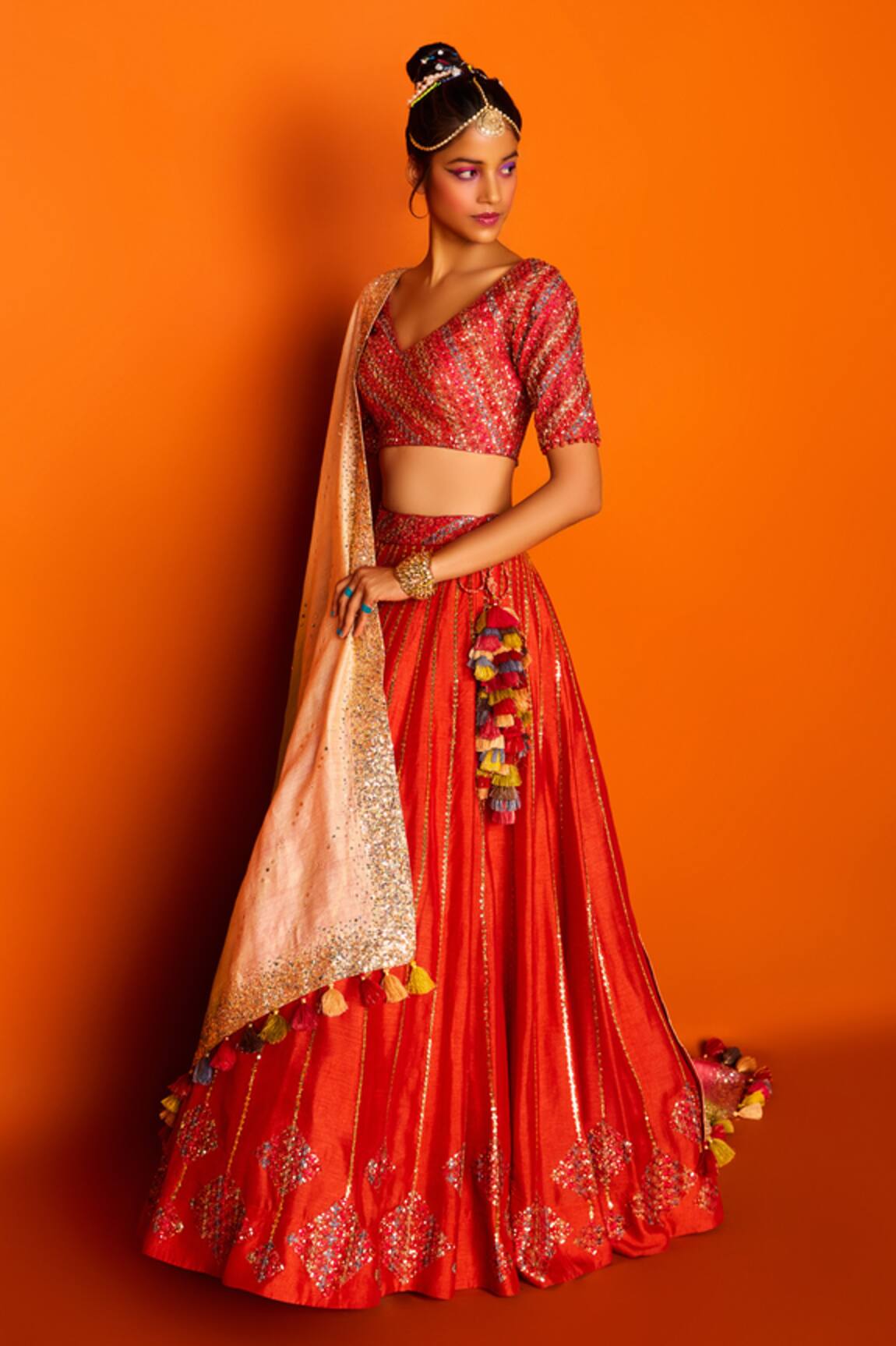 Loka By Veerali Raveshia Asavri Bridal Lehenga Set 