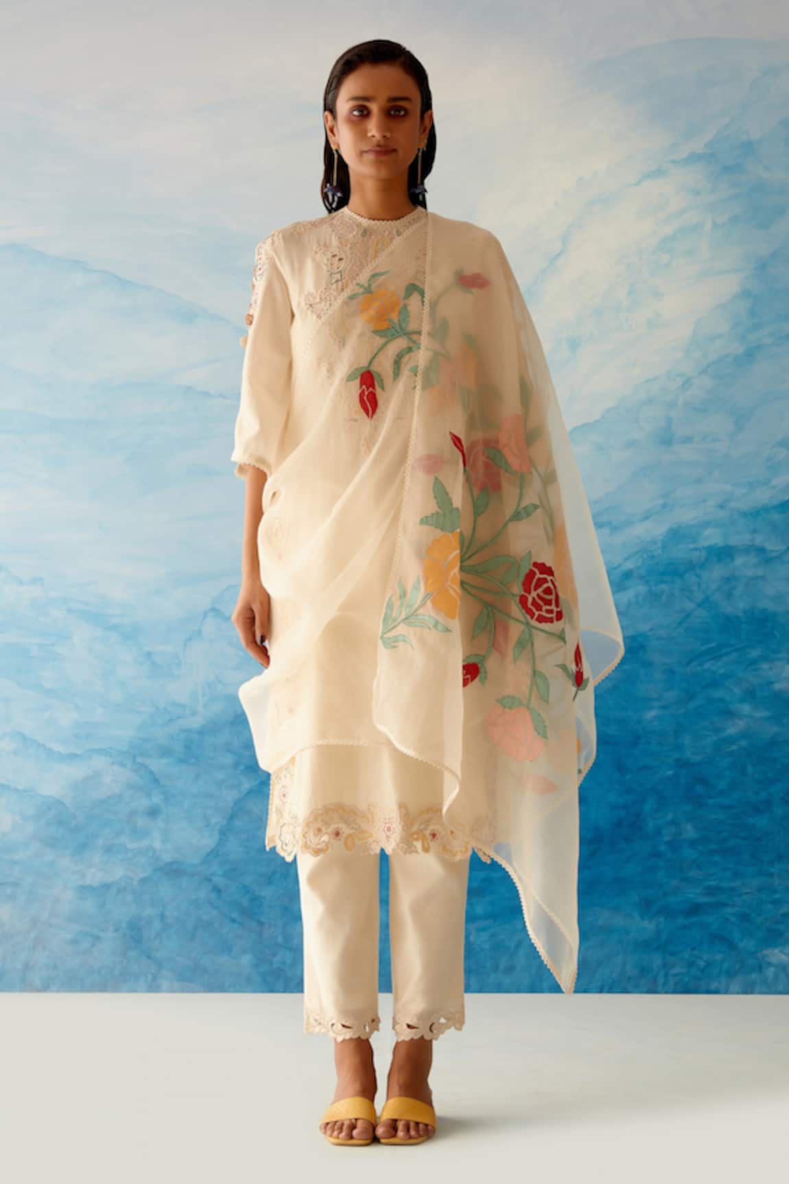Chandrima Floral Applique Dupatta 