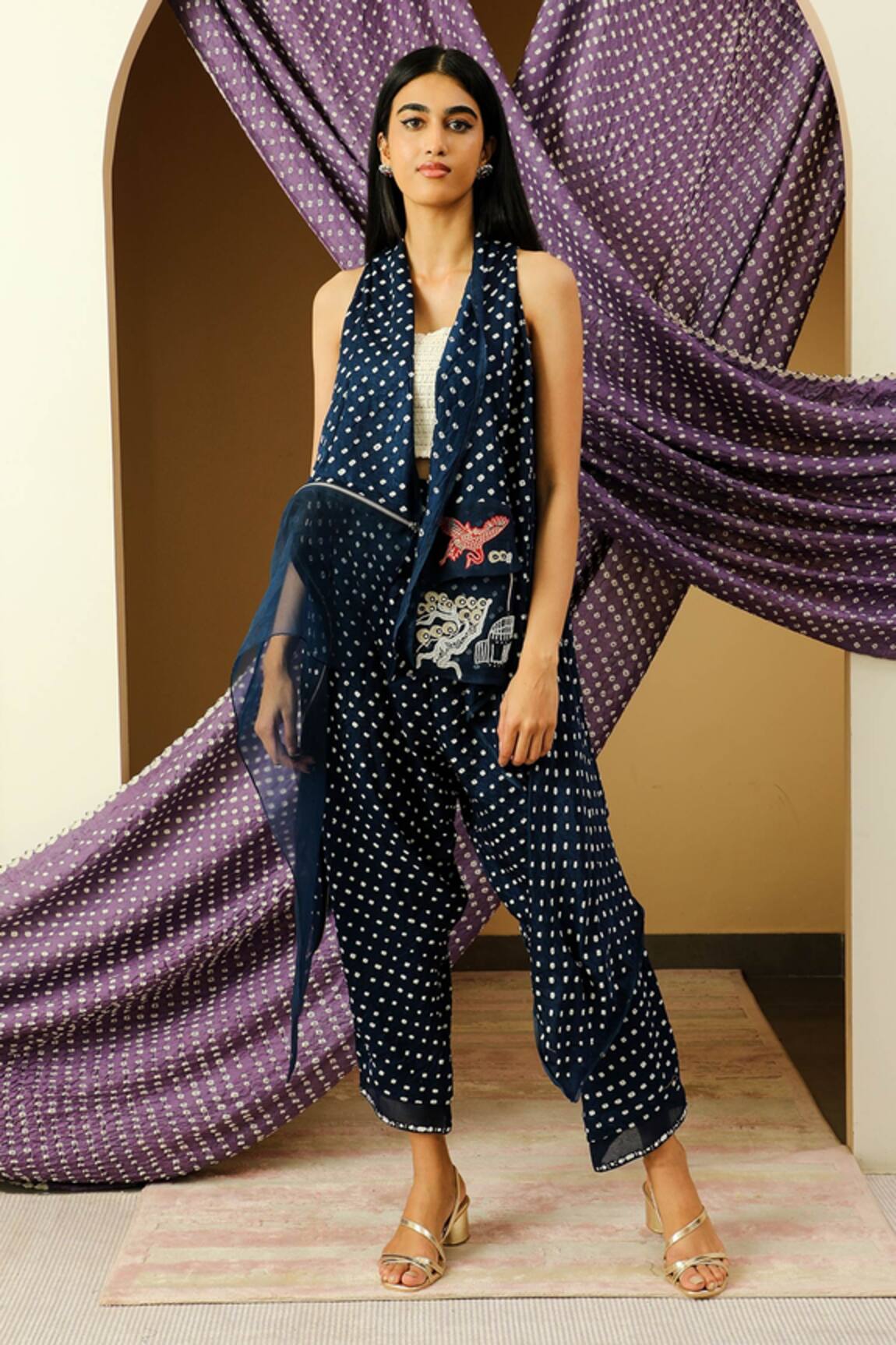 Twenty Nine Gajji Silk Bandhani Cape 