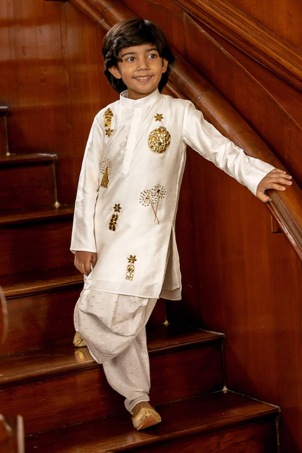 Panchhi by Kanupriya Tibrewala Cracker Embroidered Kurta Set
