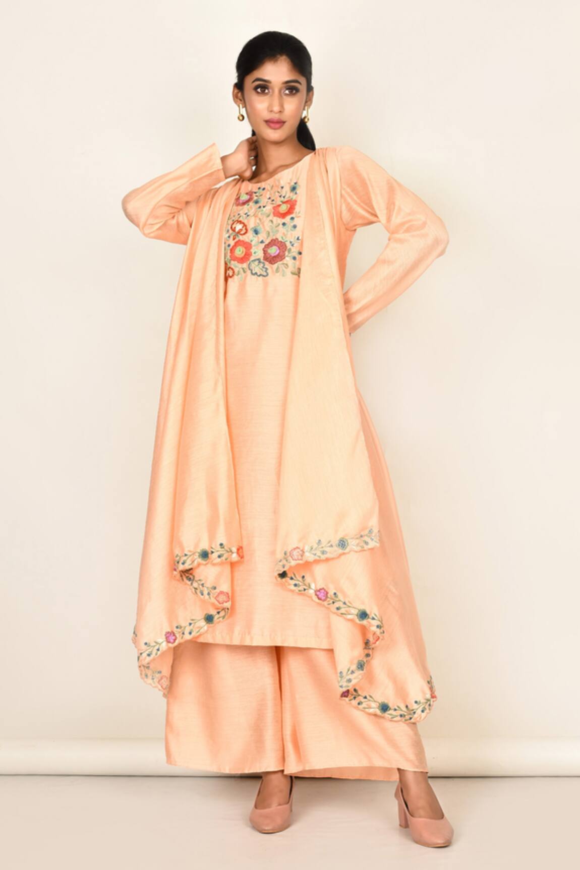 Khwaab By Sanjana Lakhani Floral Embroidered Kurta Set 
