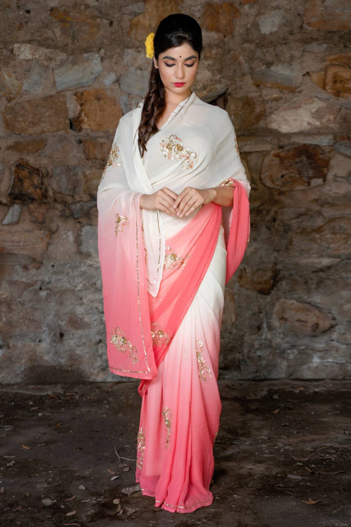 Ruar India Embroidered Saree With Blouse 