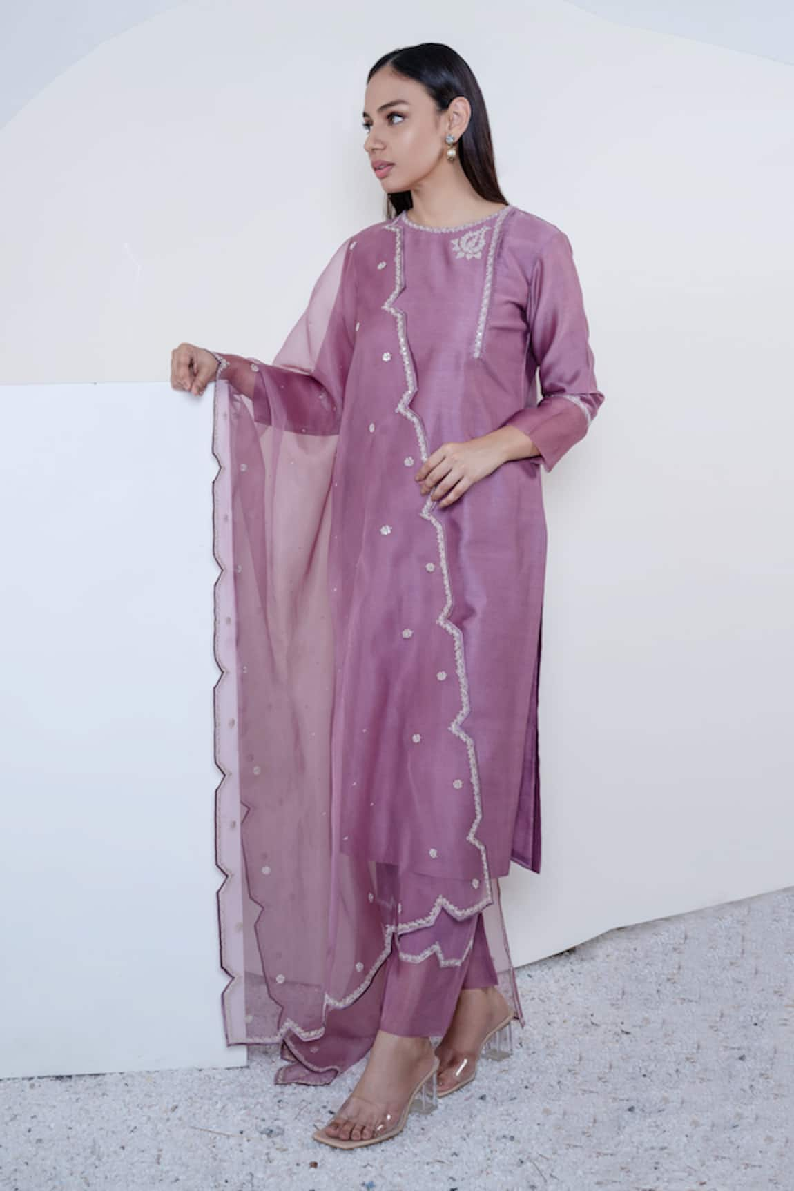 Sravanti Chanderi Kurta Set