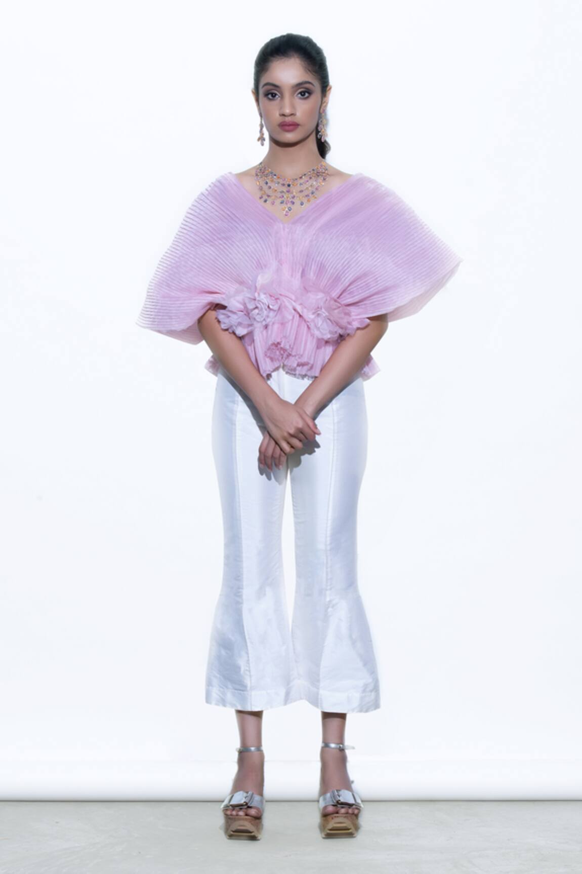 Shriya Som Cropped Pant