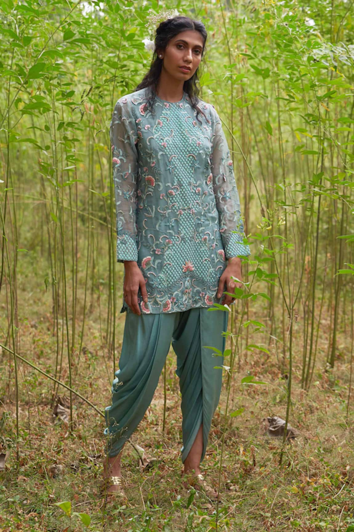 Incheetape Embroidered Short Tunic & Dhoti Pant Set