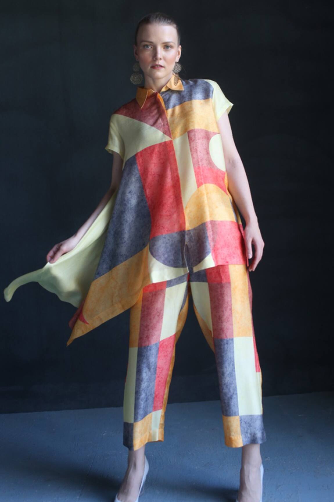 Clos Abstract Print Tunic & Pant Set