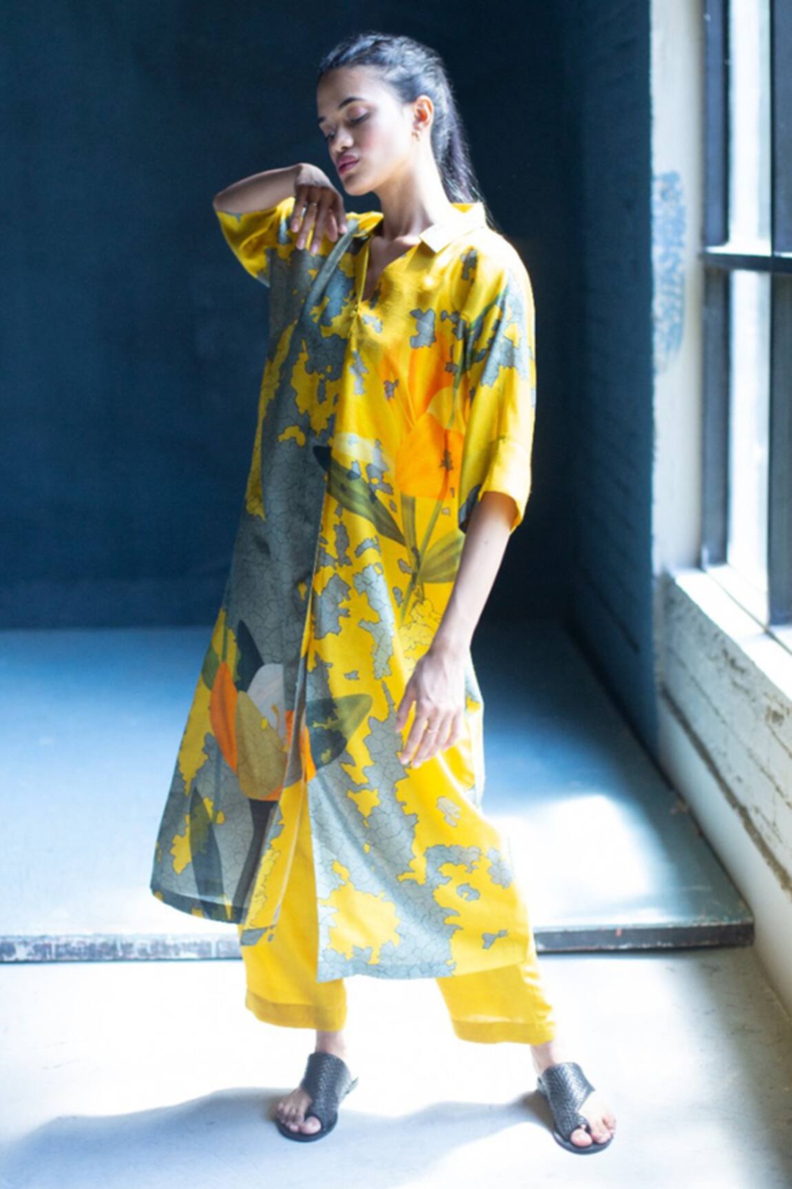 Clos Abstract Print Shirt Tunic & Pant Set