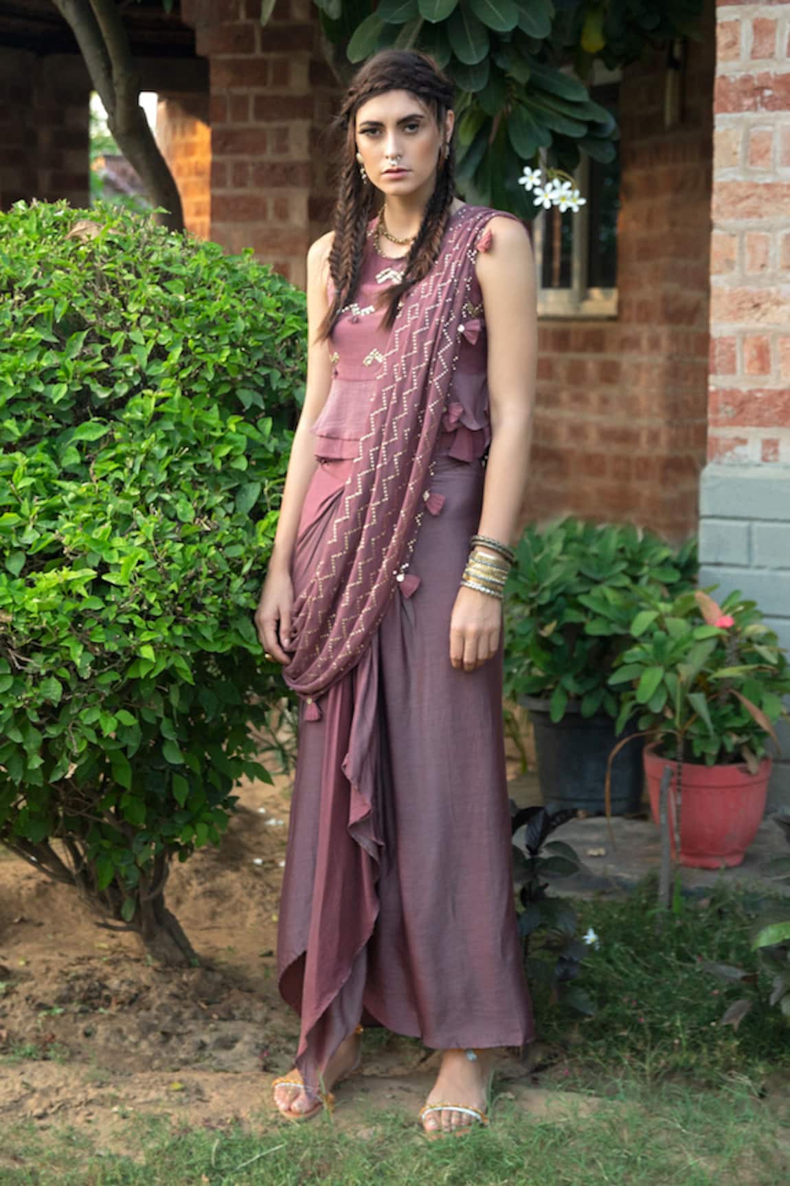 Enech Embellished Pre-Draped Saree 