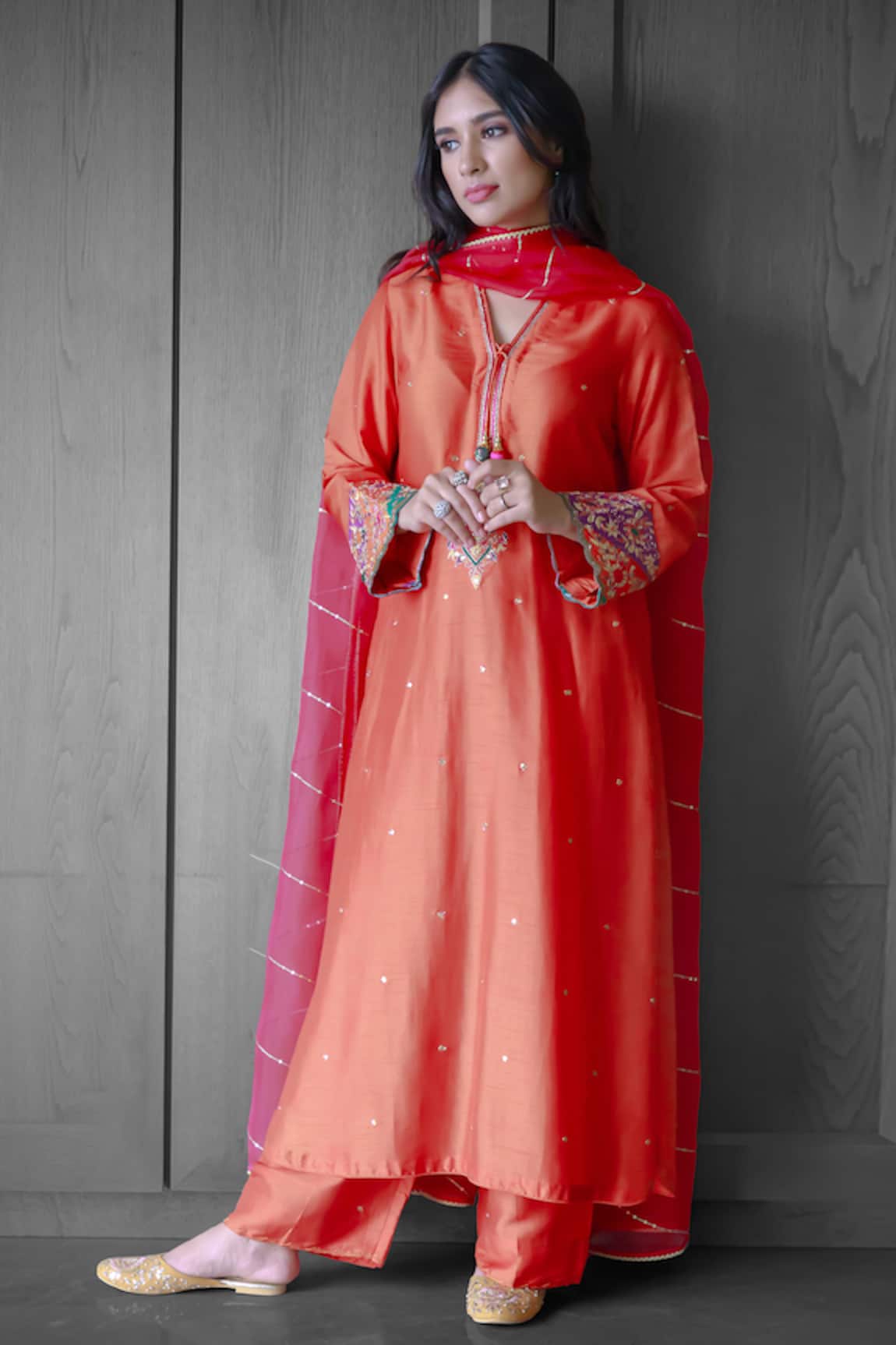 Label Niti Bothra Embroidered Kurta Palazzo Set 