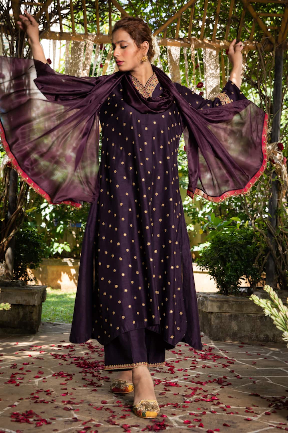 Label Niti Bothra Embroidered Kurta & Palazzo Set 