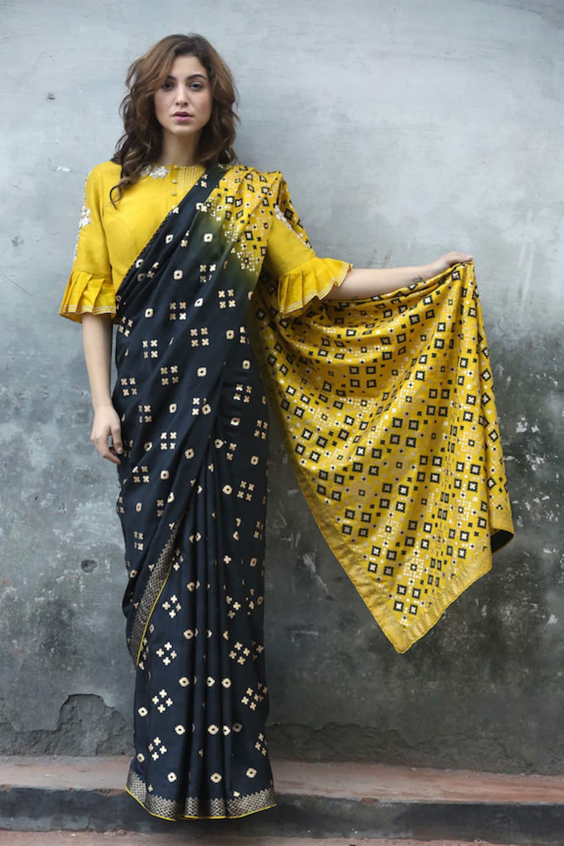 I Am Design Ikat Print Saree With Blouse