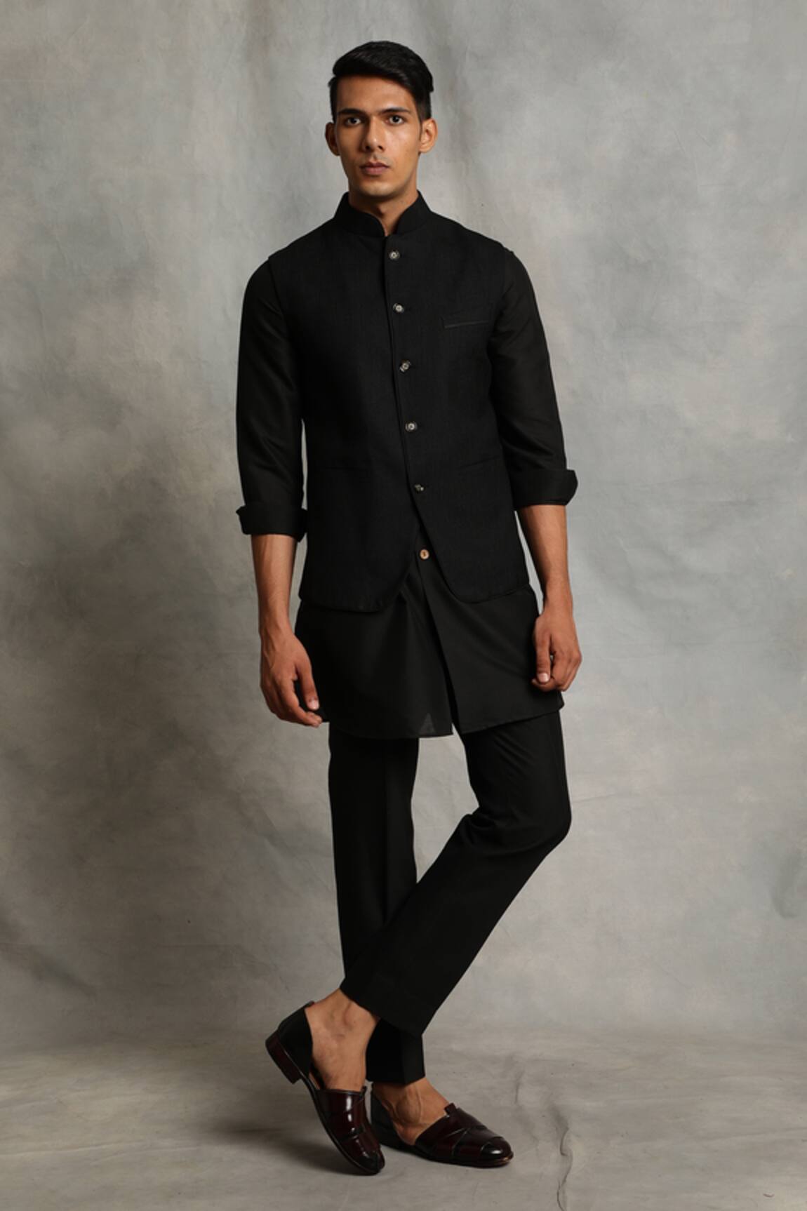 Gargee Designers Bundi & Cotton Silk Kurta Set 