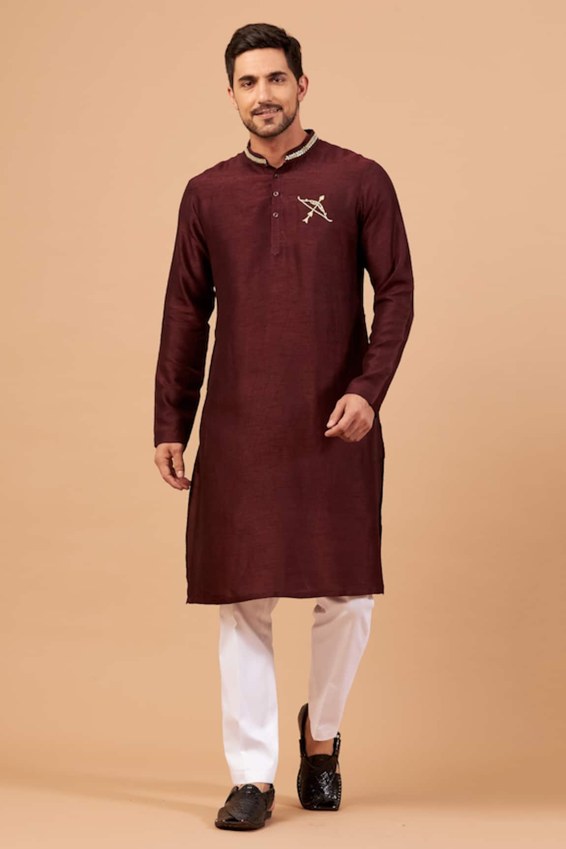 Hilo Design Adira Zari Embroidered Kurta