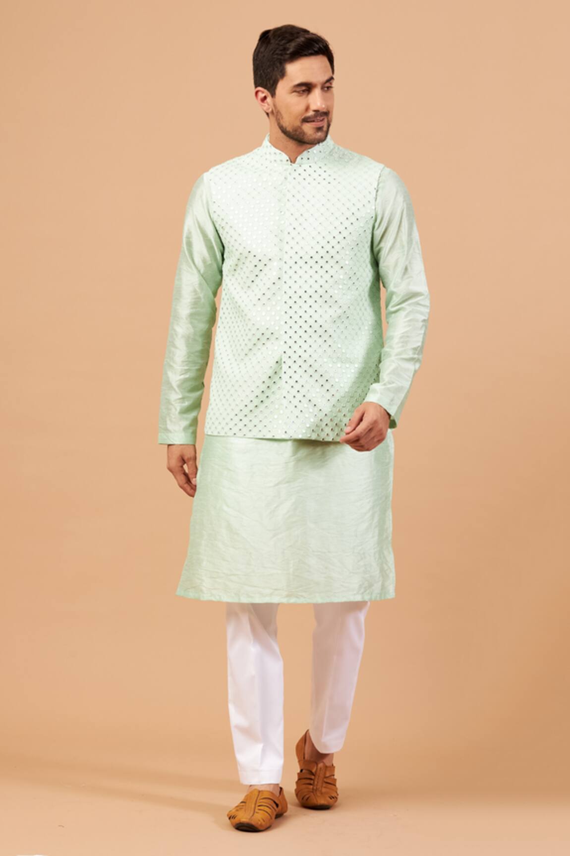 Hilo Design Panor Mirror Work Bundi & Kurta Set