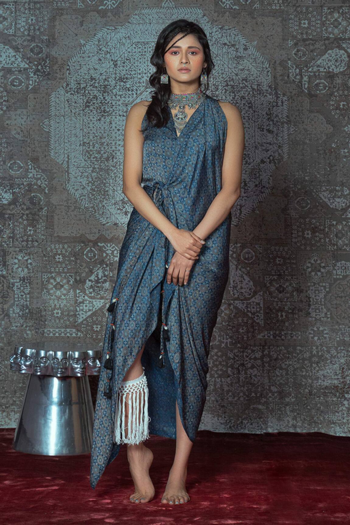 NIDHIKA SHEKHAR Printed Wrap Dress