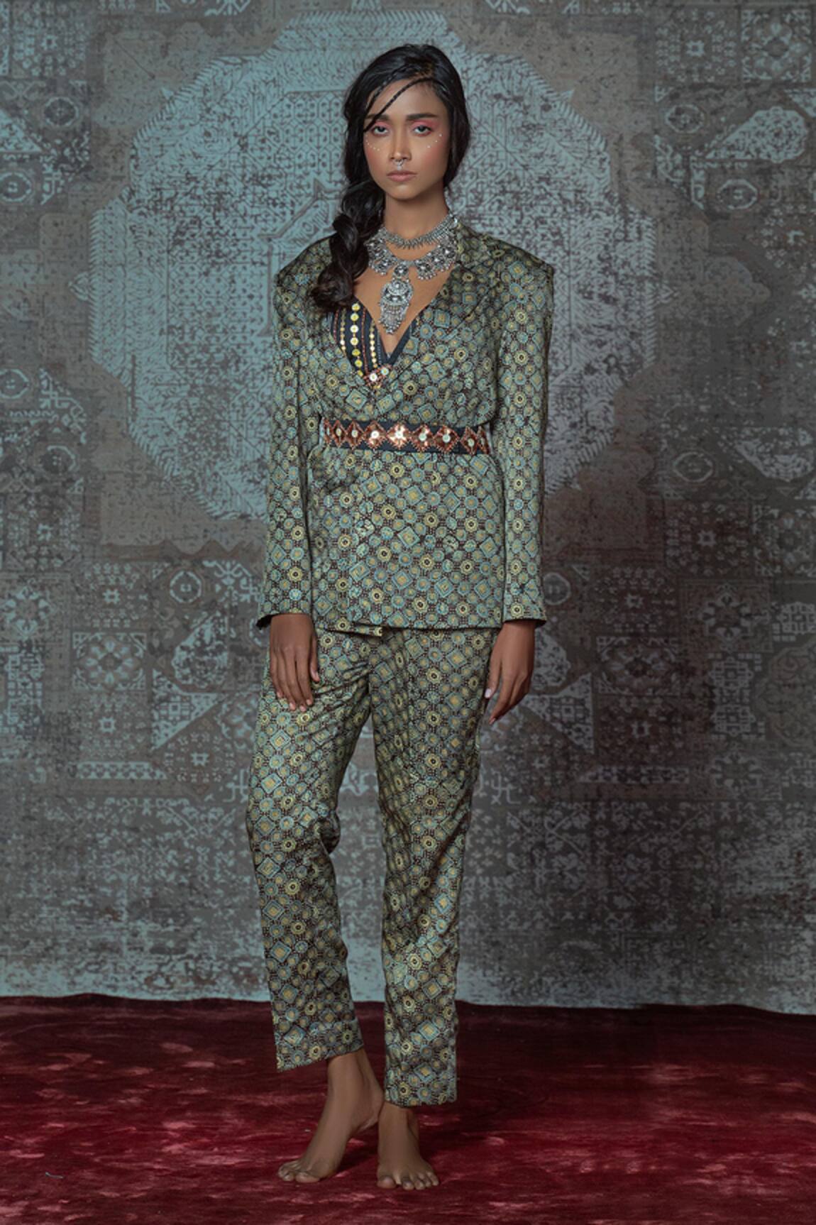 NIDHIKA SHEKHAR Printed Jacket & Pant Set
