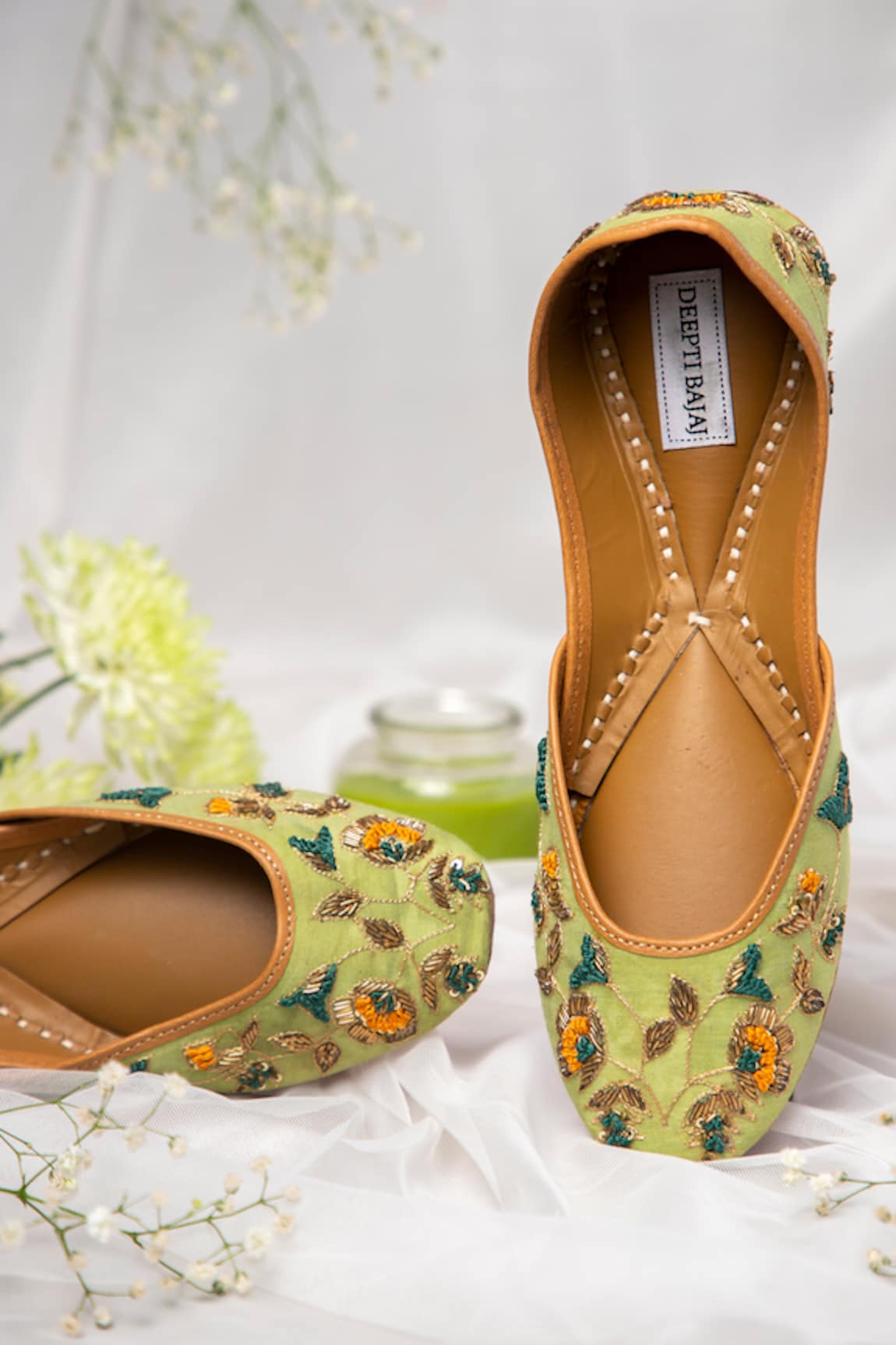 Label Deepti Bajaj Embroidered Juttis