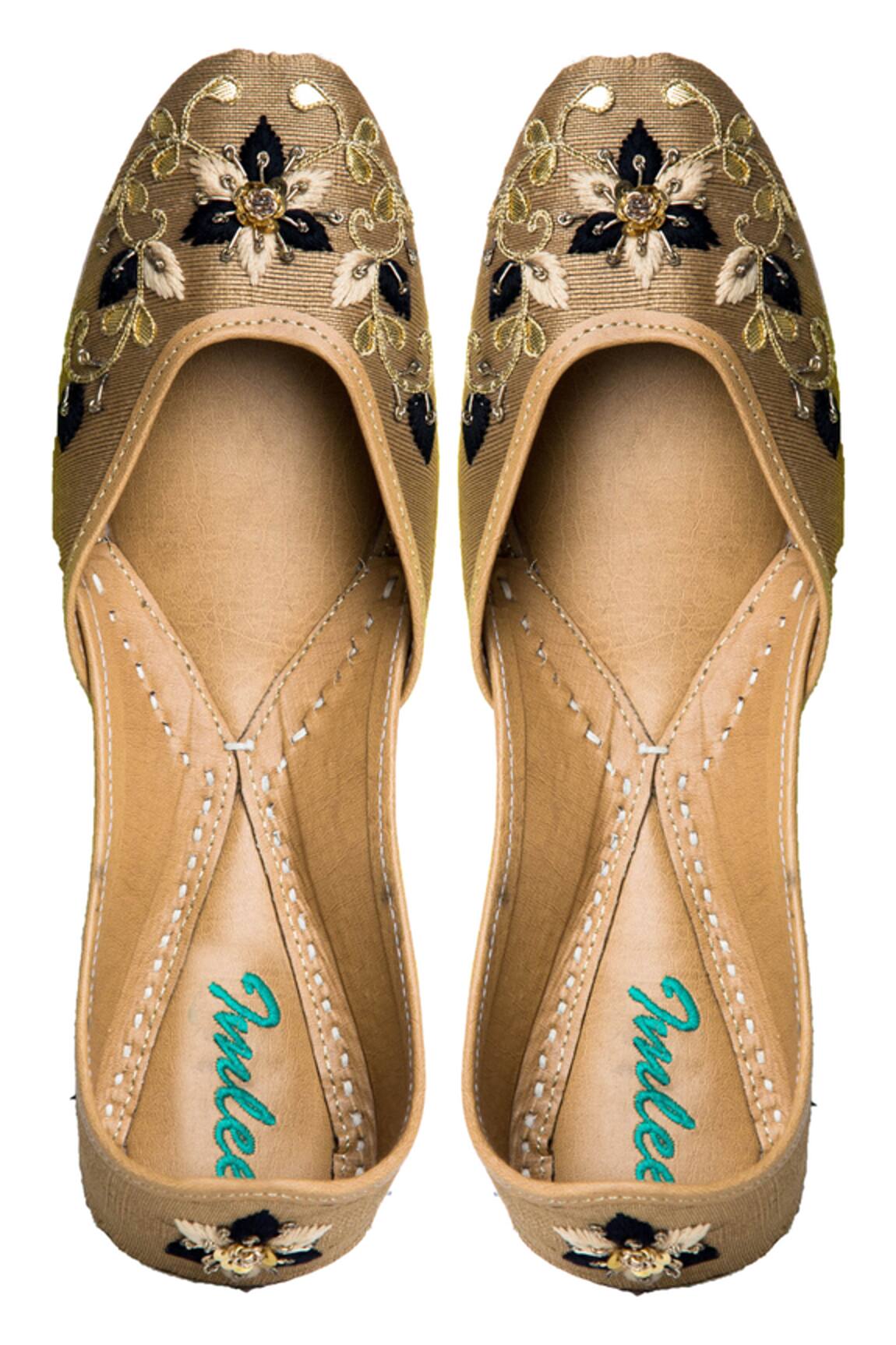 Imlee Jaipur Silk Embroidered Juttis