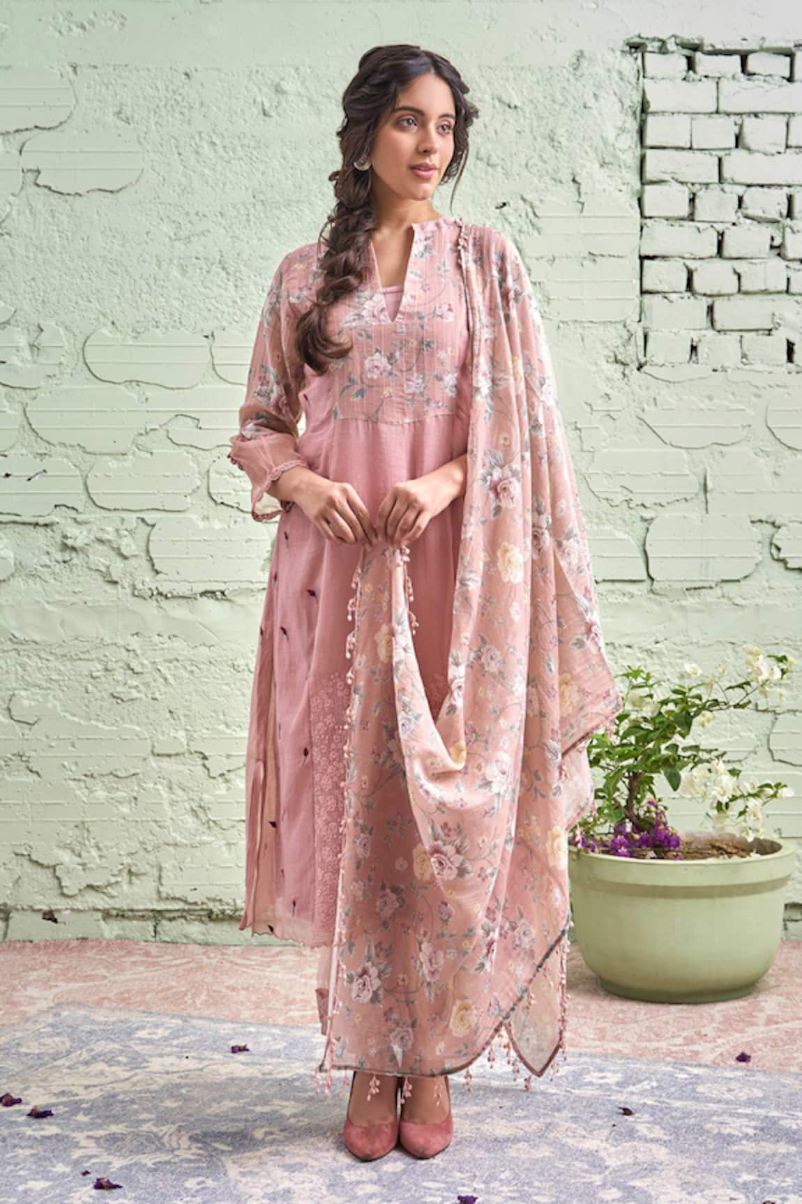 Naaz By Noor Embroidered Kurta Set 