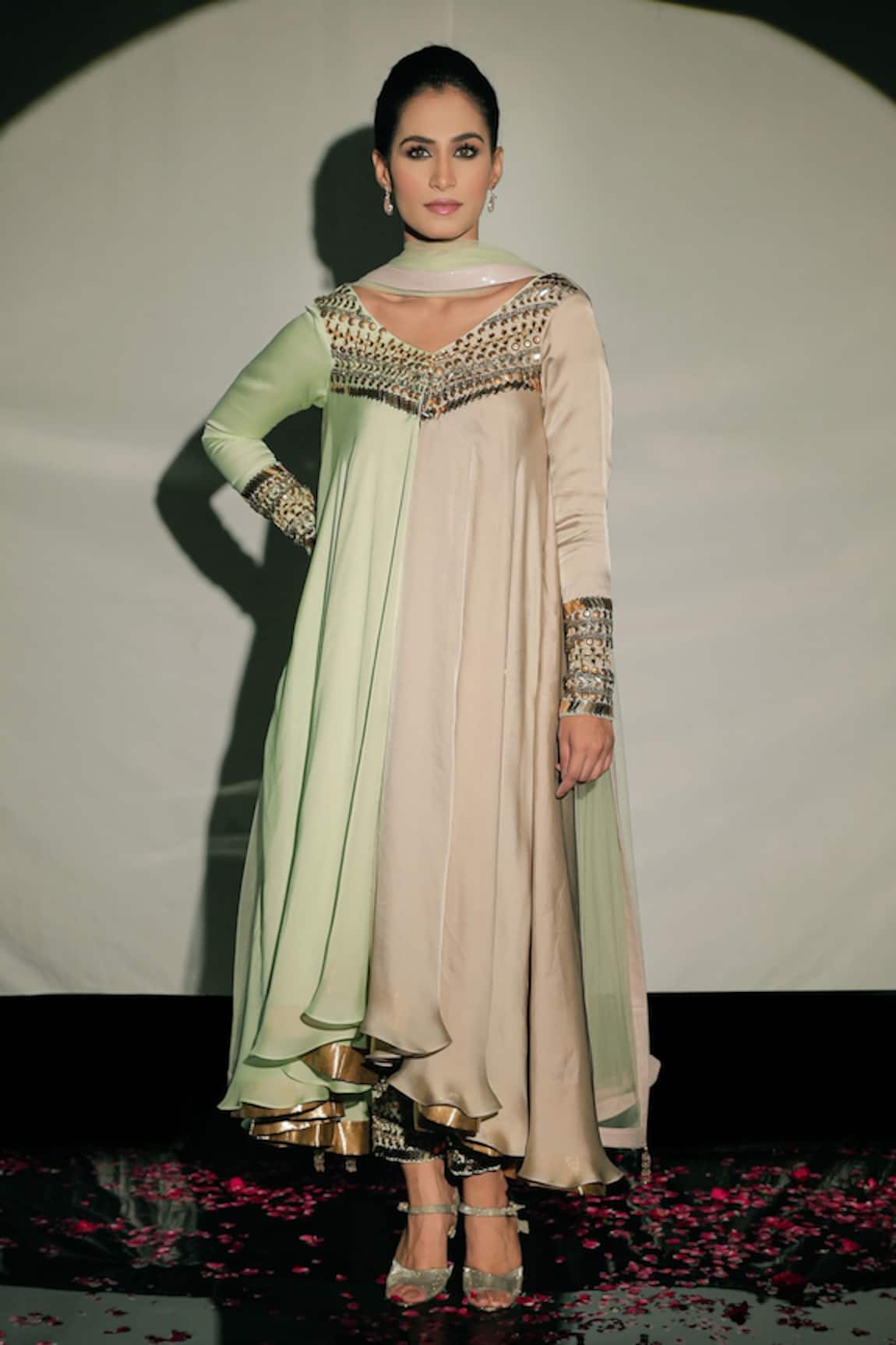Jubinav Chadha Embroidered Asymmetric Kurta Set 