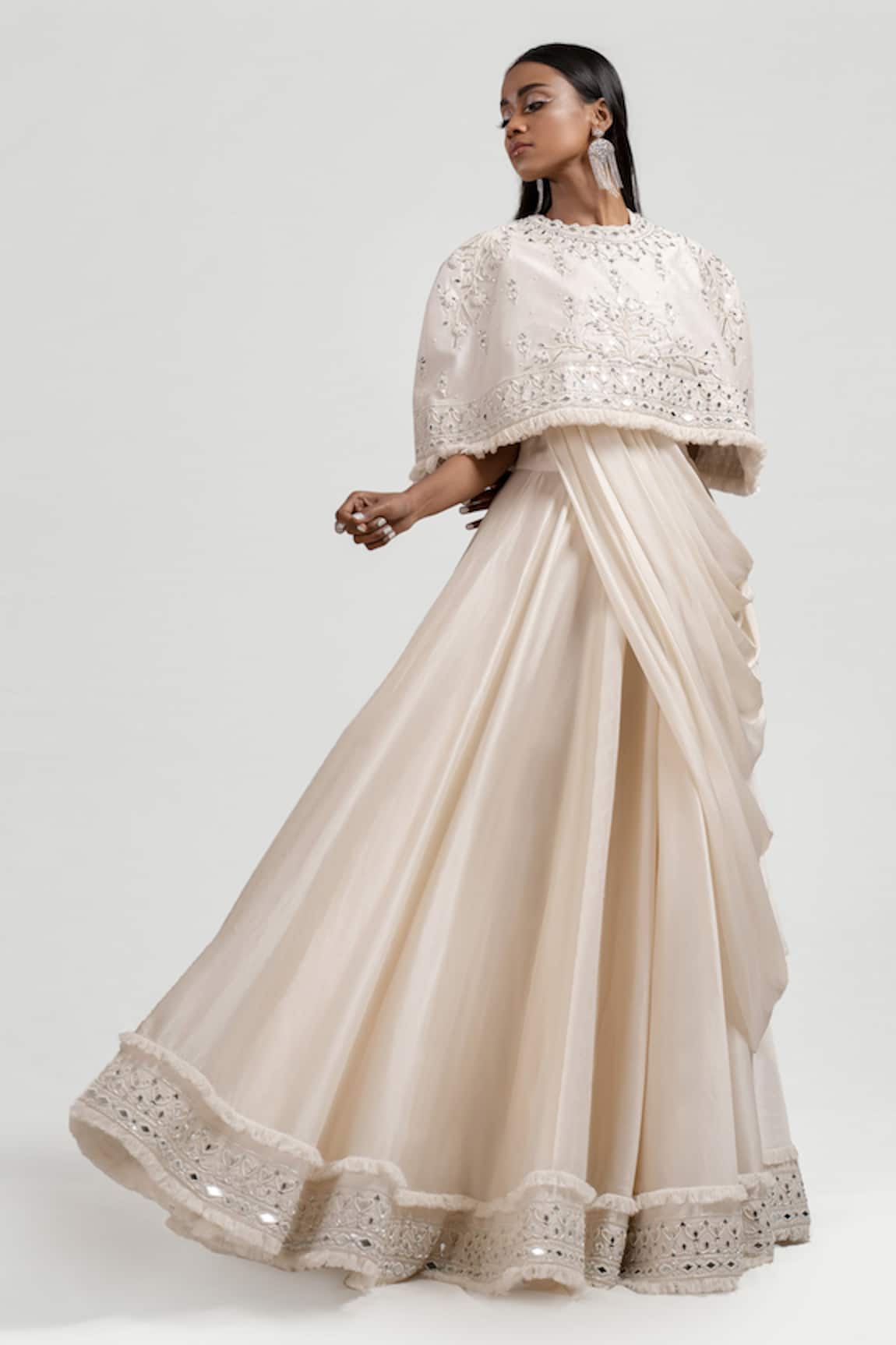 Jyoti Sachdev Iyer Pre-Draped Chanderi Saree with Cape Top 