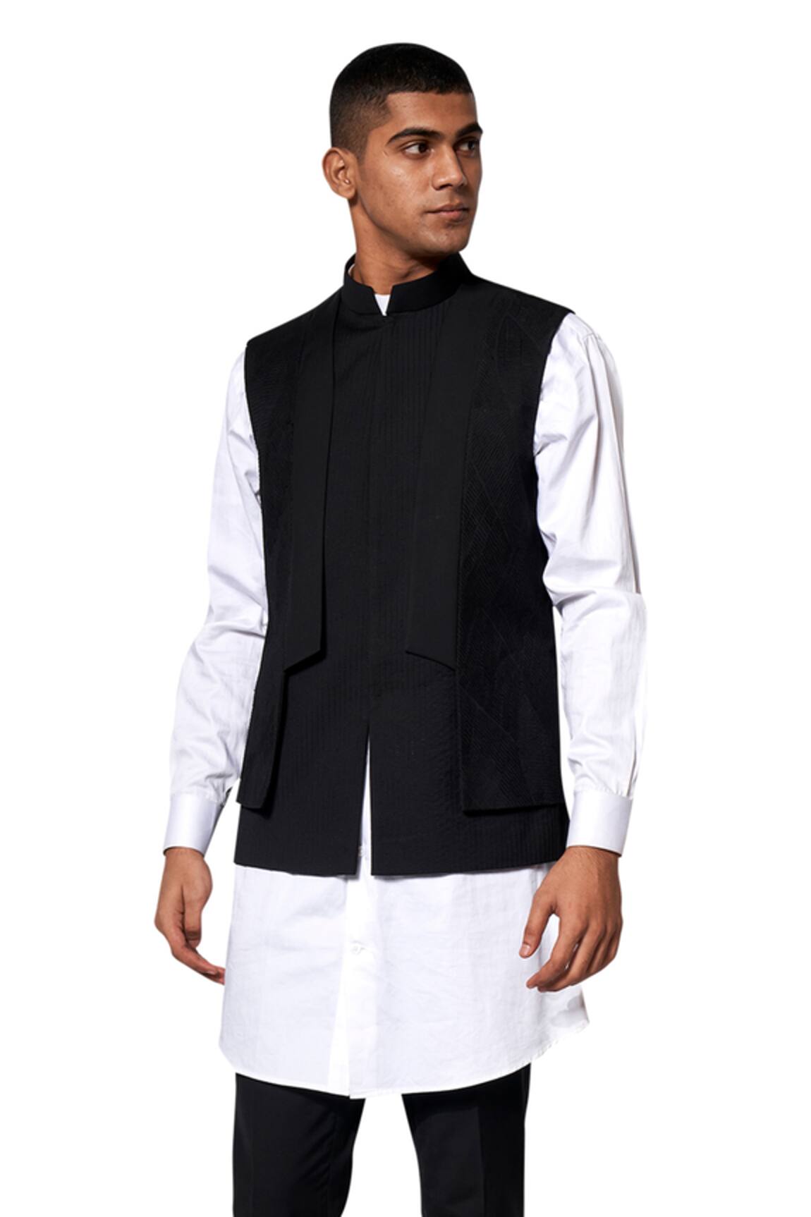 Amaare Textured Bundi & Shirt Set 