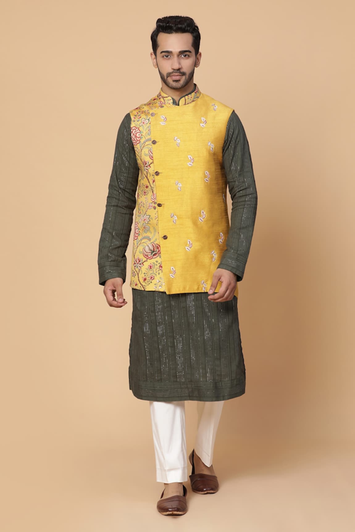 Kudrat Couture Floral Print Bundi & Kurta Set