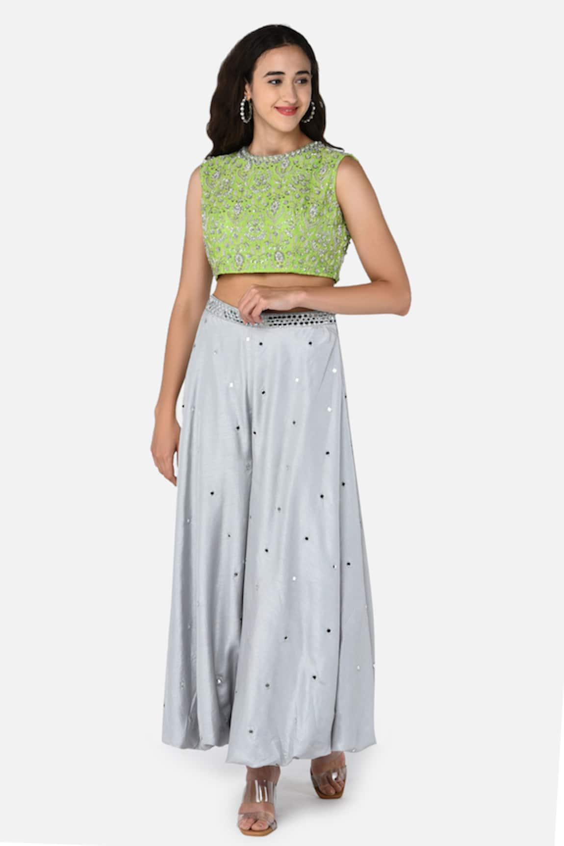 Ladies Crop Top With Pant Set at Rs 550/piece, HANUMAN NAGAR ROAD NO-1,, Muzaffarpur