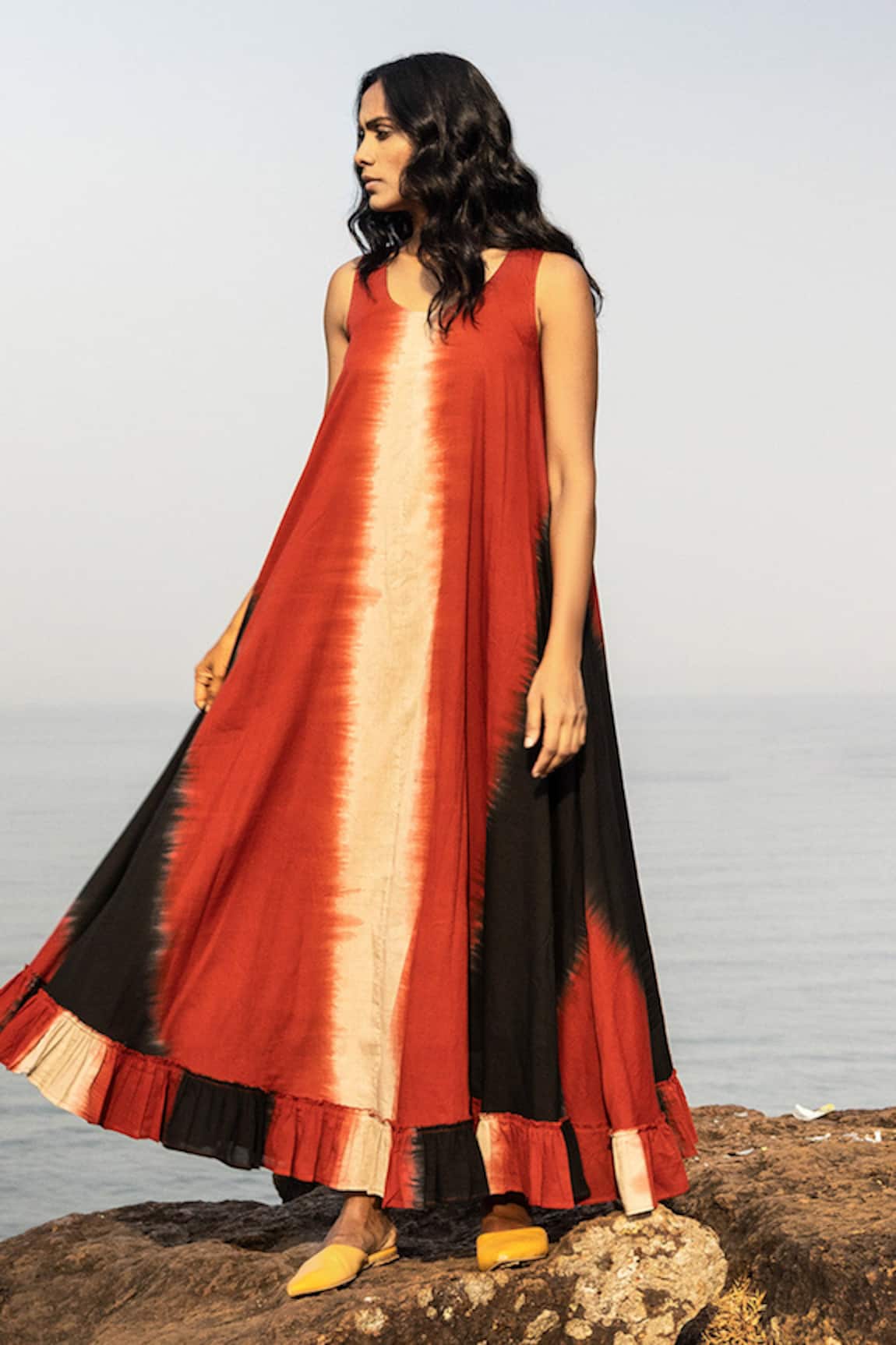 Kharakapas - Black Cotton Mulmul Woven Shibori Tie-dye Secret Flame Tie Dye  Dress For Women