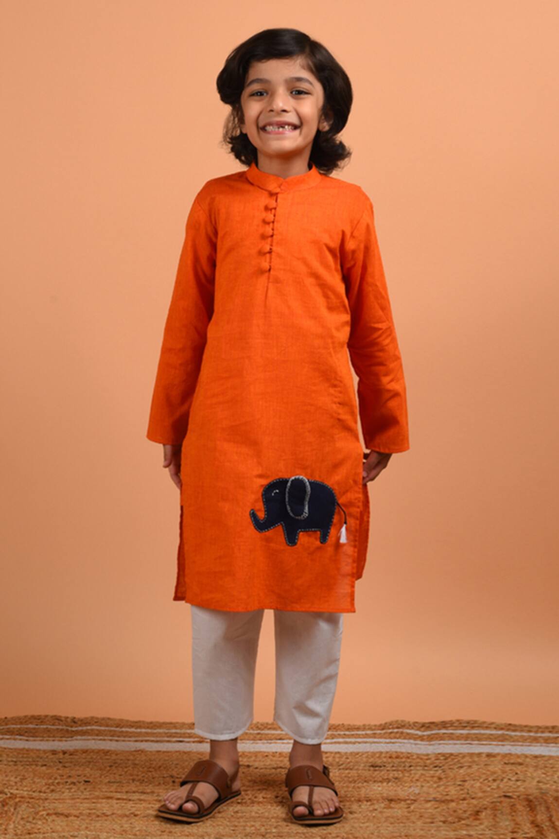Kalp Hathi Patch Embroidered Kurta Set