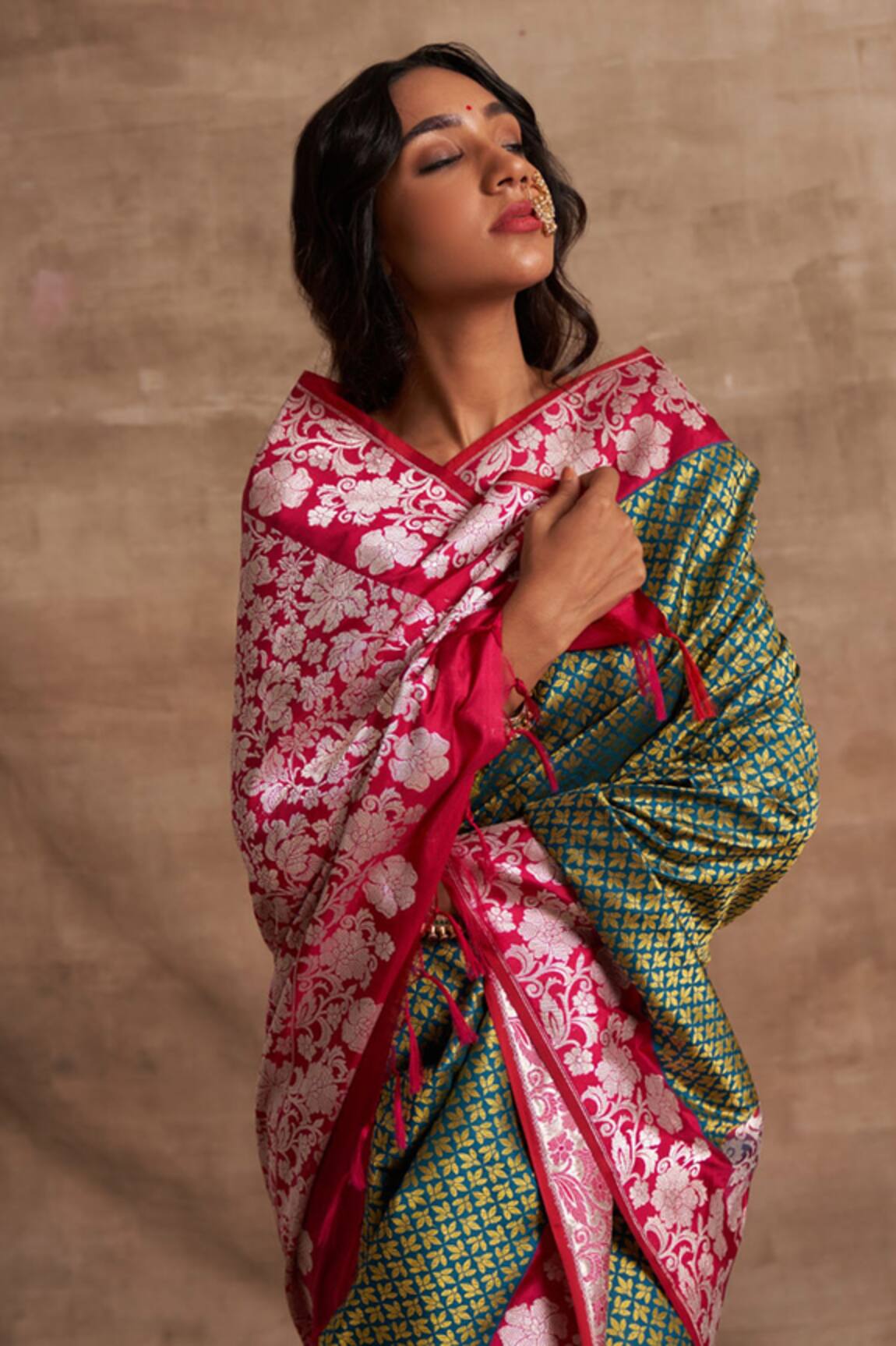 Chinthamani Silks Handloom Silk Sarees Manufacturers & Wholesaler