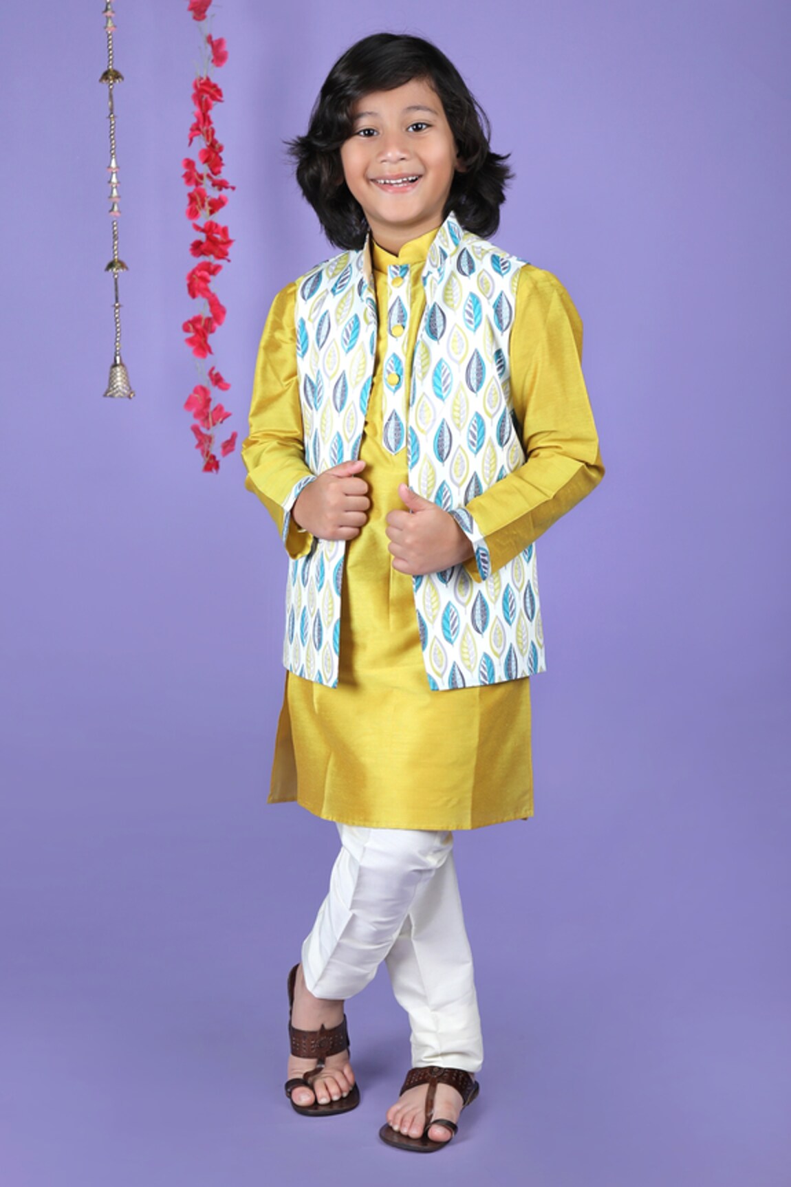 Kids Lane Leaf Print Bundi & Kurta Set