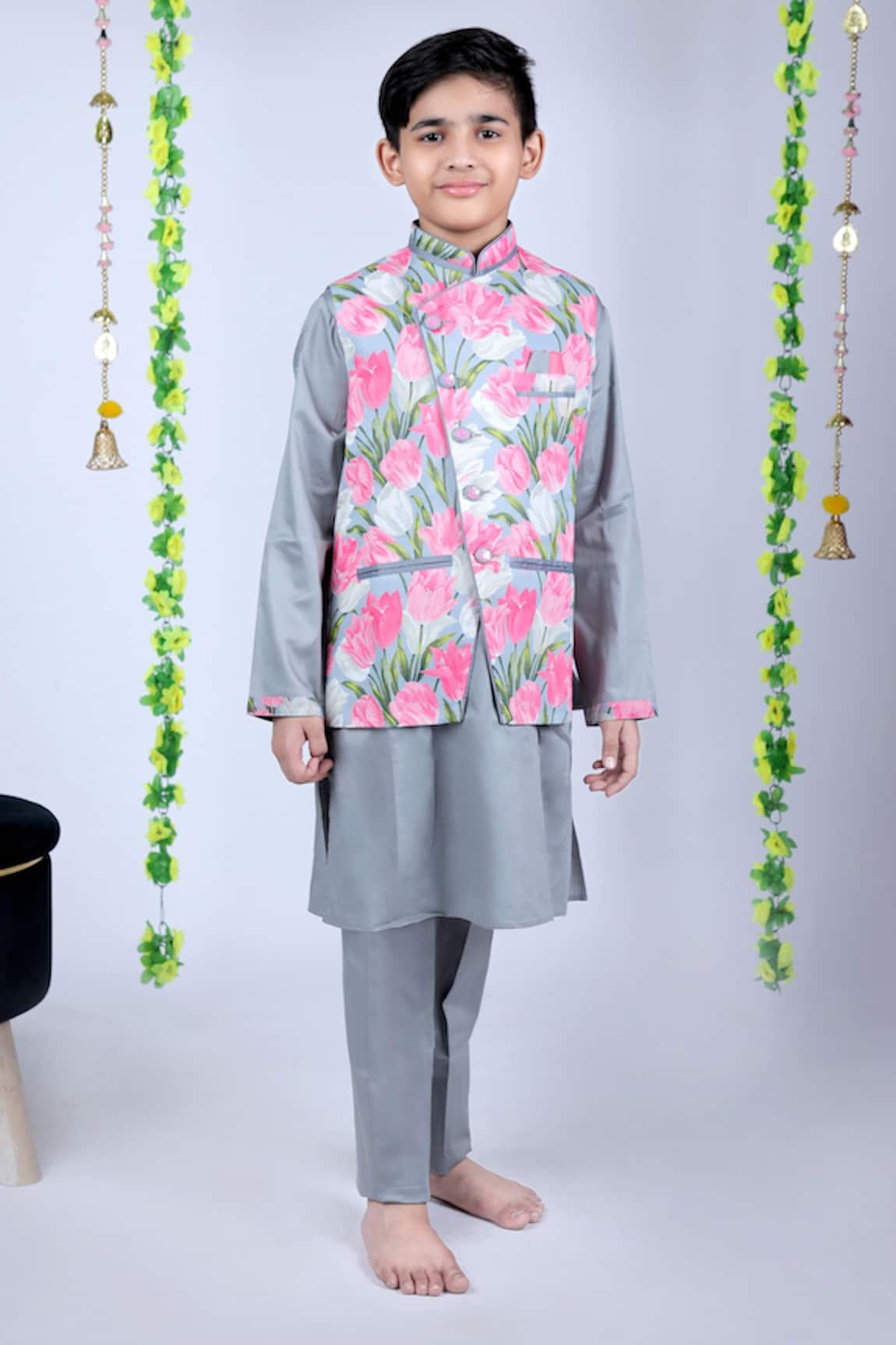 Kids Lane Tulips Print Bundi & Kurta Set