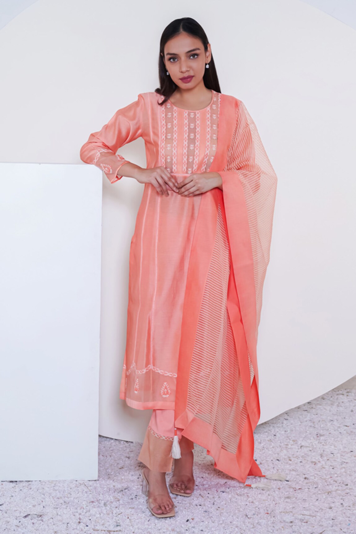 Sravanti Chanderi Embroidered Kurta Set