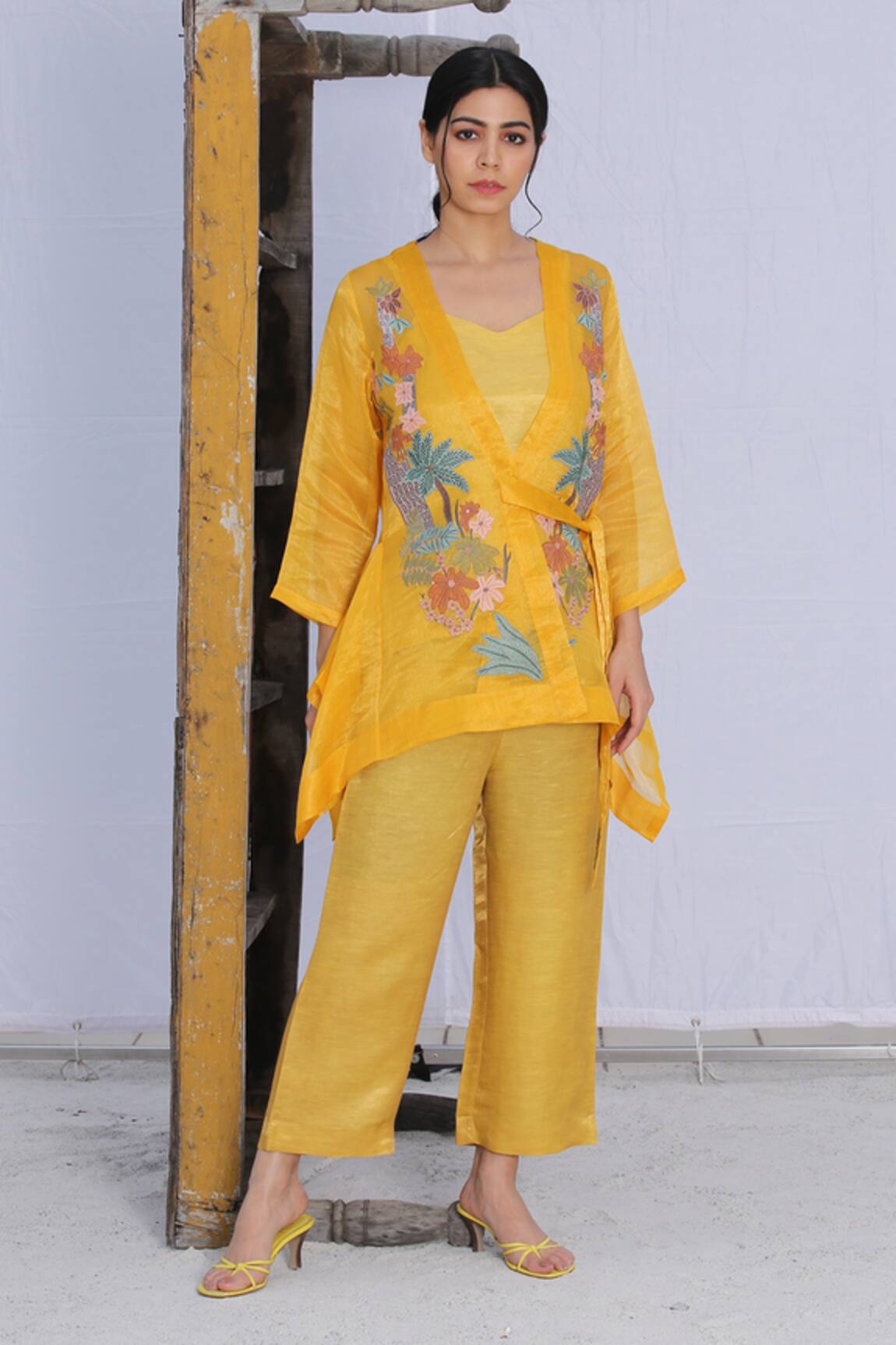 Oja Tissue Silk Applique Jacket & Pant Set 