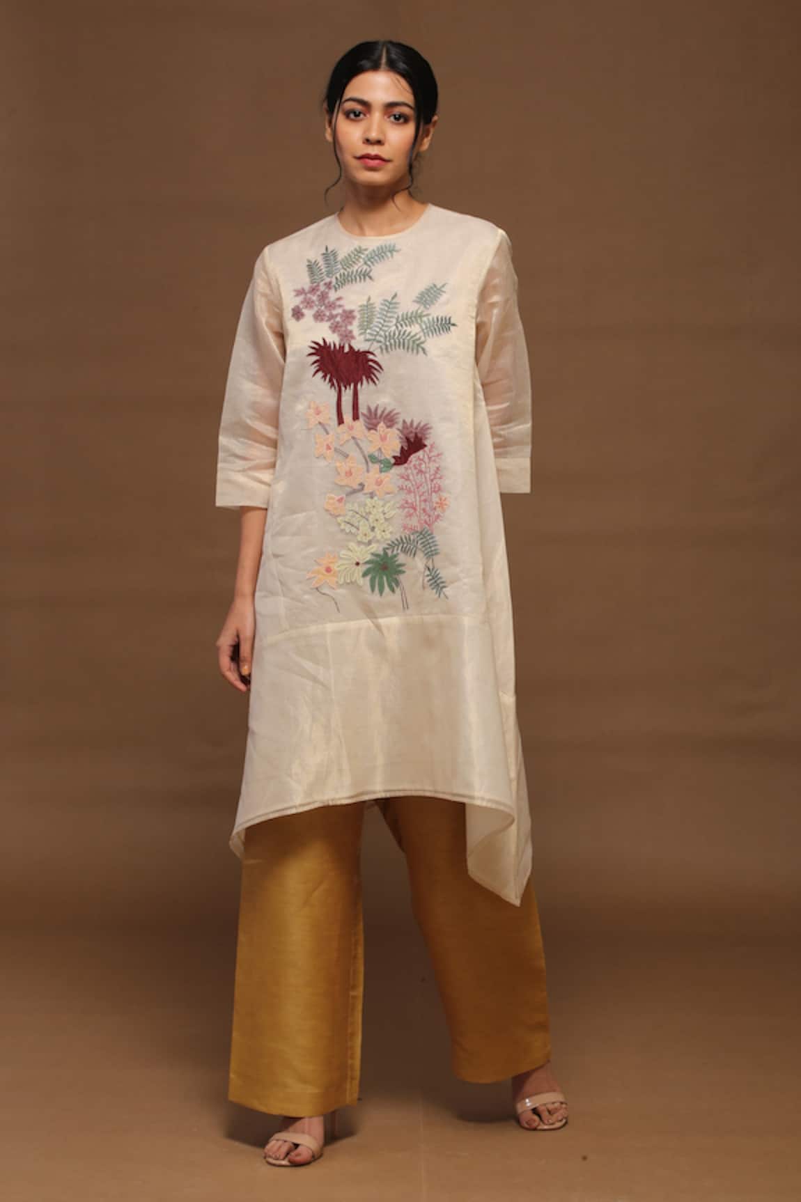 Oja Tissue Silk Kurta & Pant Set 