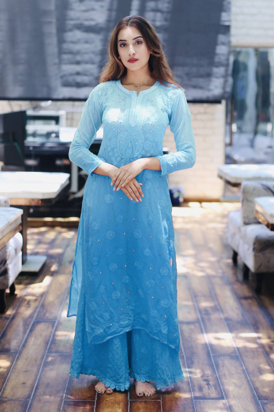 Label Aishwaryrika Georgette Chikankari Kurta 