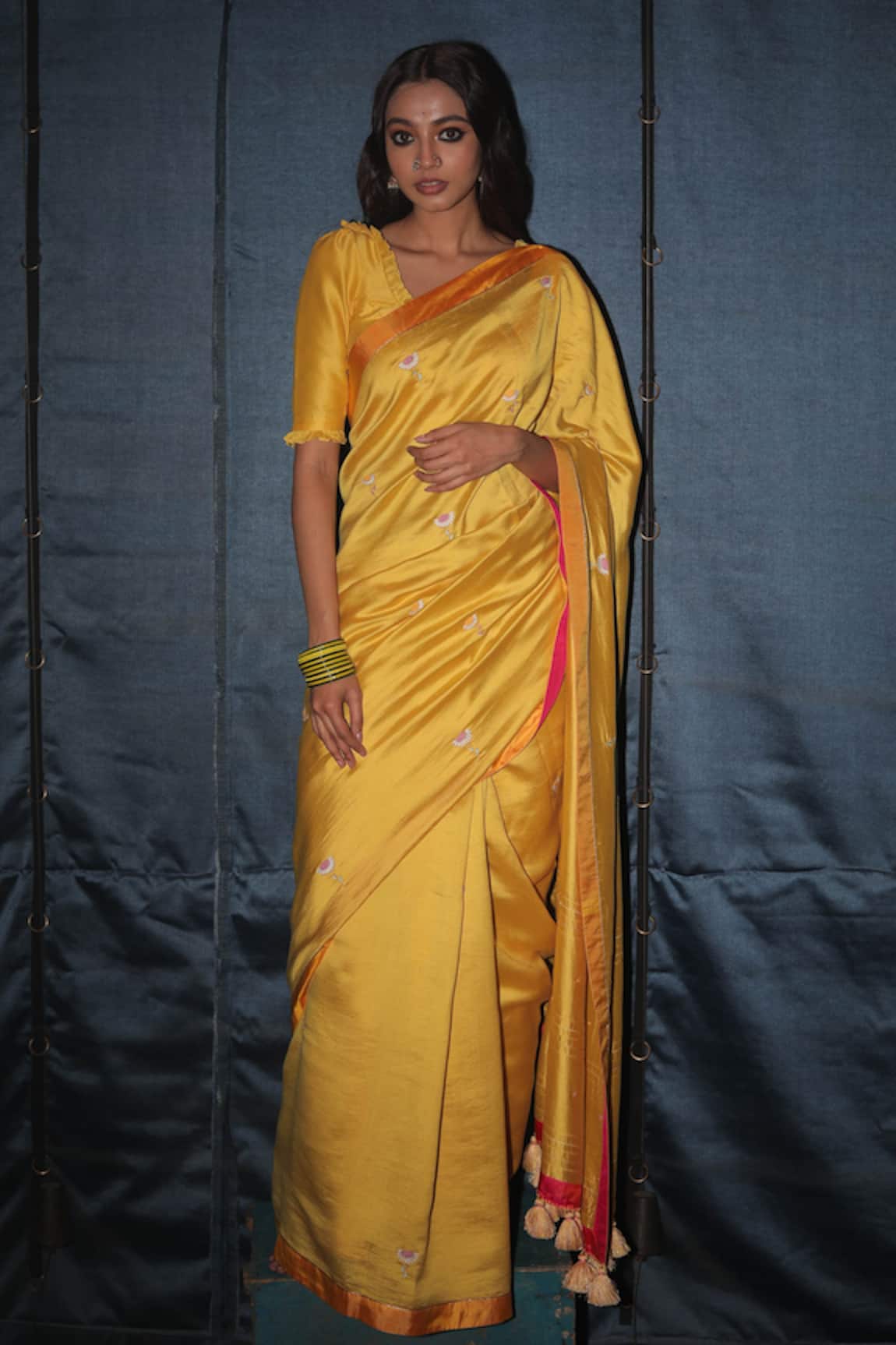 Label Earthen Handwoven Silk Saree with Blouse 
