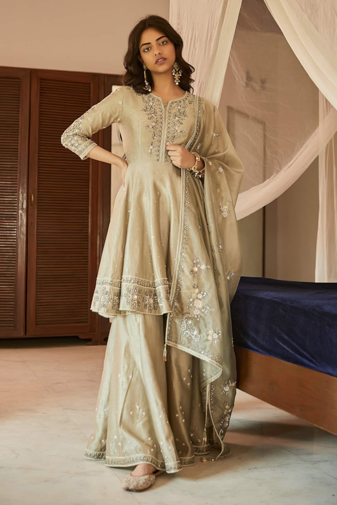 Matsya Chanderi Silk Embroidered Kurta Set