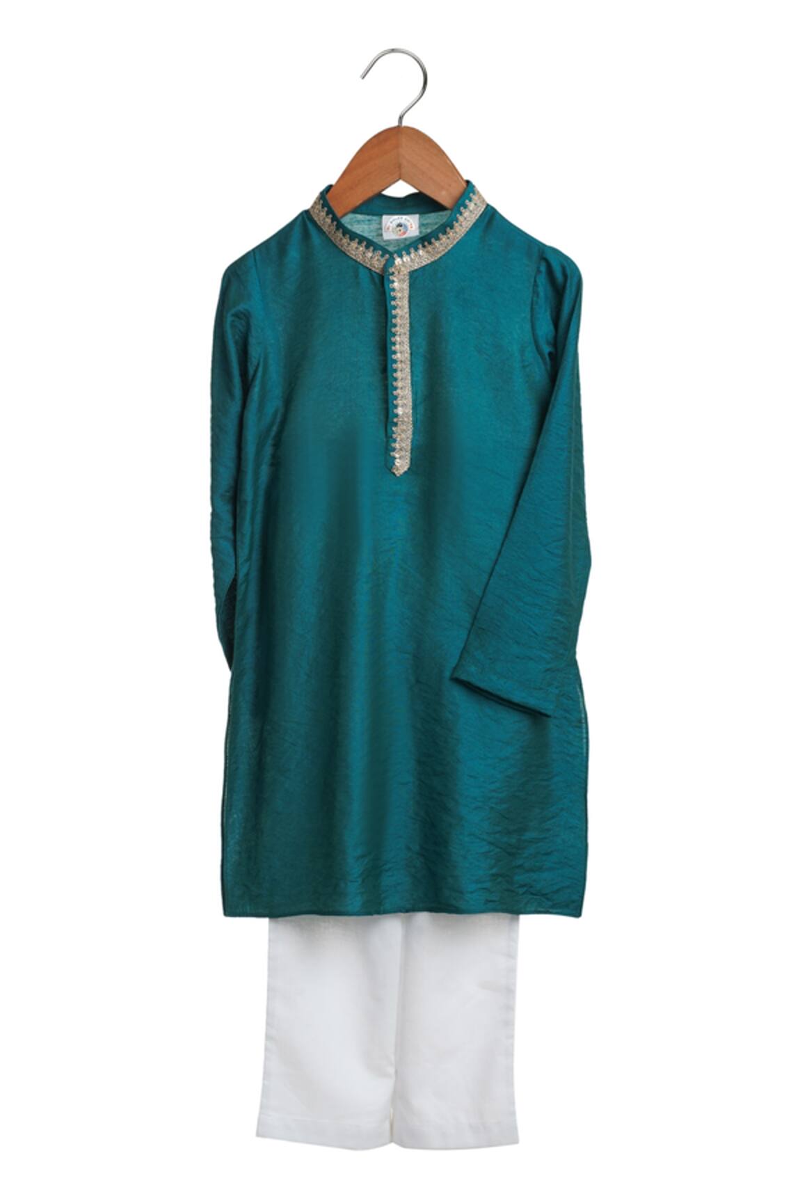 Mi Dulce An'ya Embroidered Mandarin Collar Kurta & Pant Set 