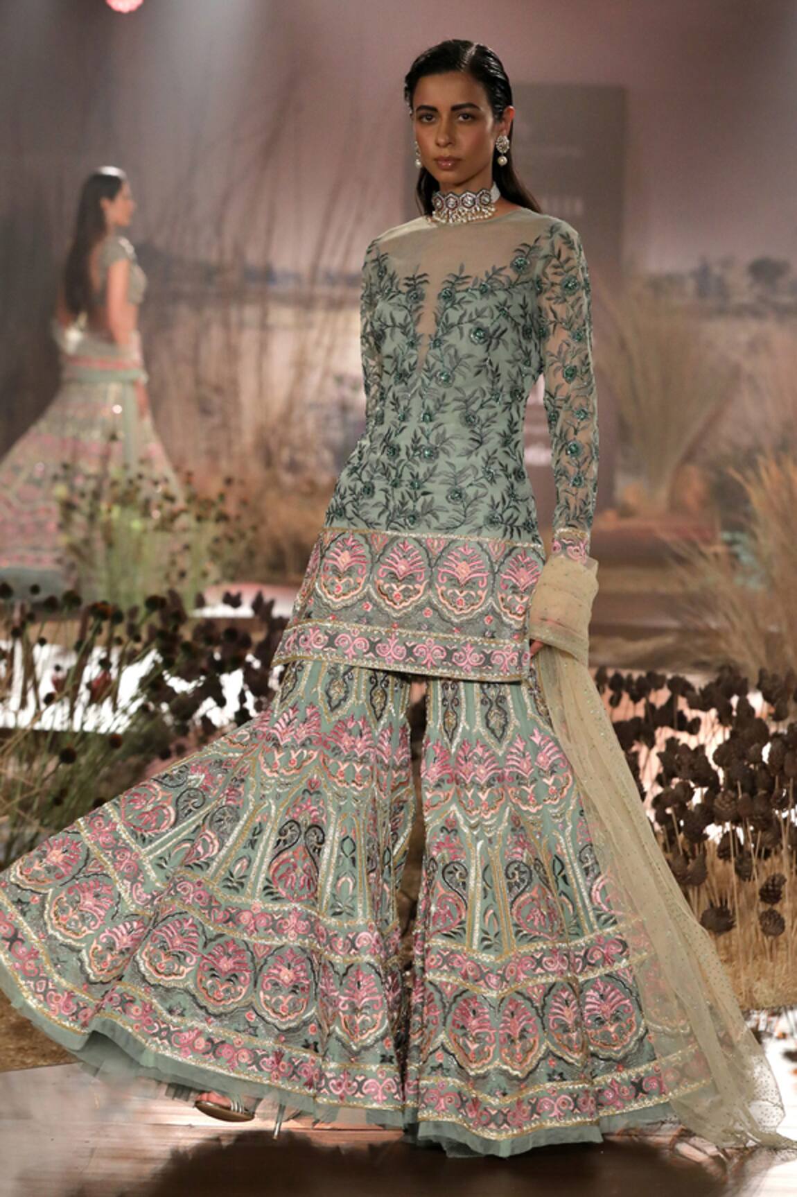 Reynu Taandon Chanderi Silk Embroidered Kurta Set