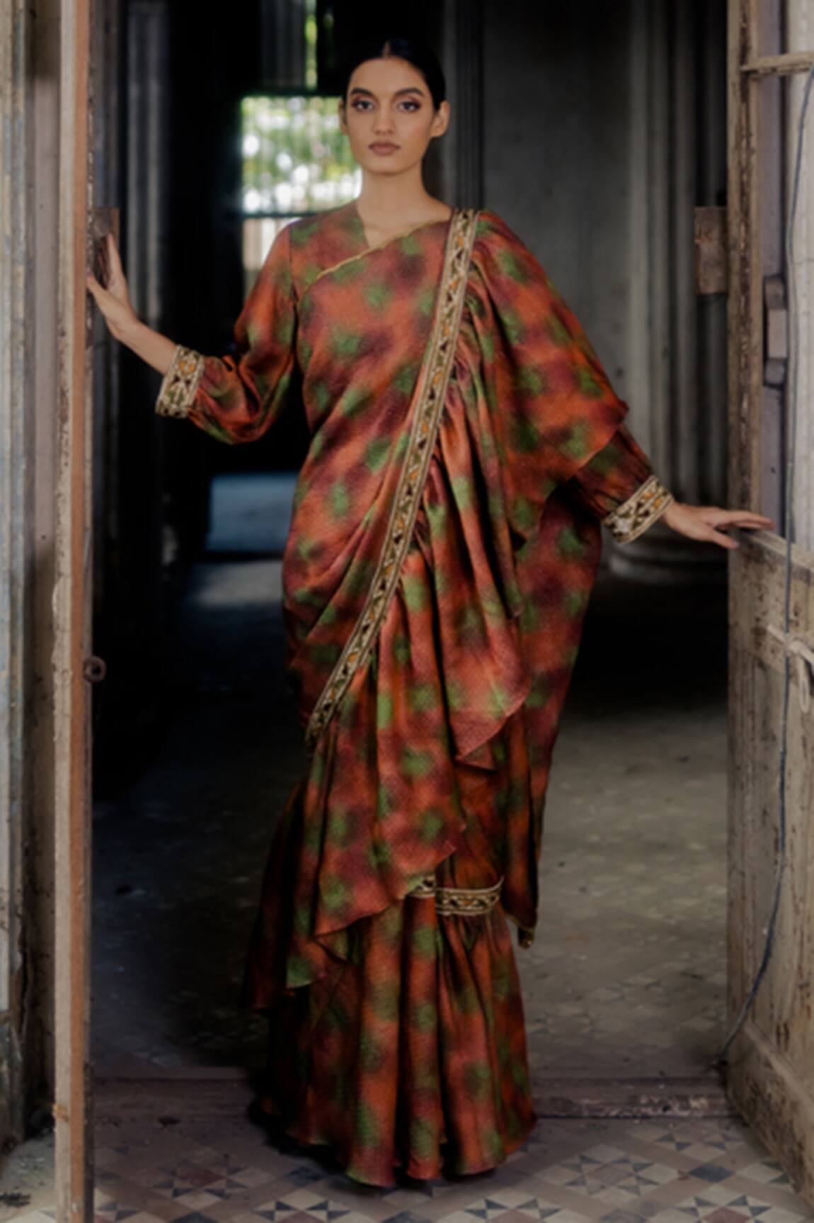 Mimamsaa Tarini Printed Saree With Blouse