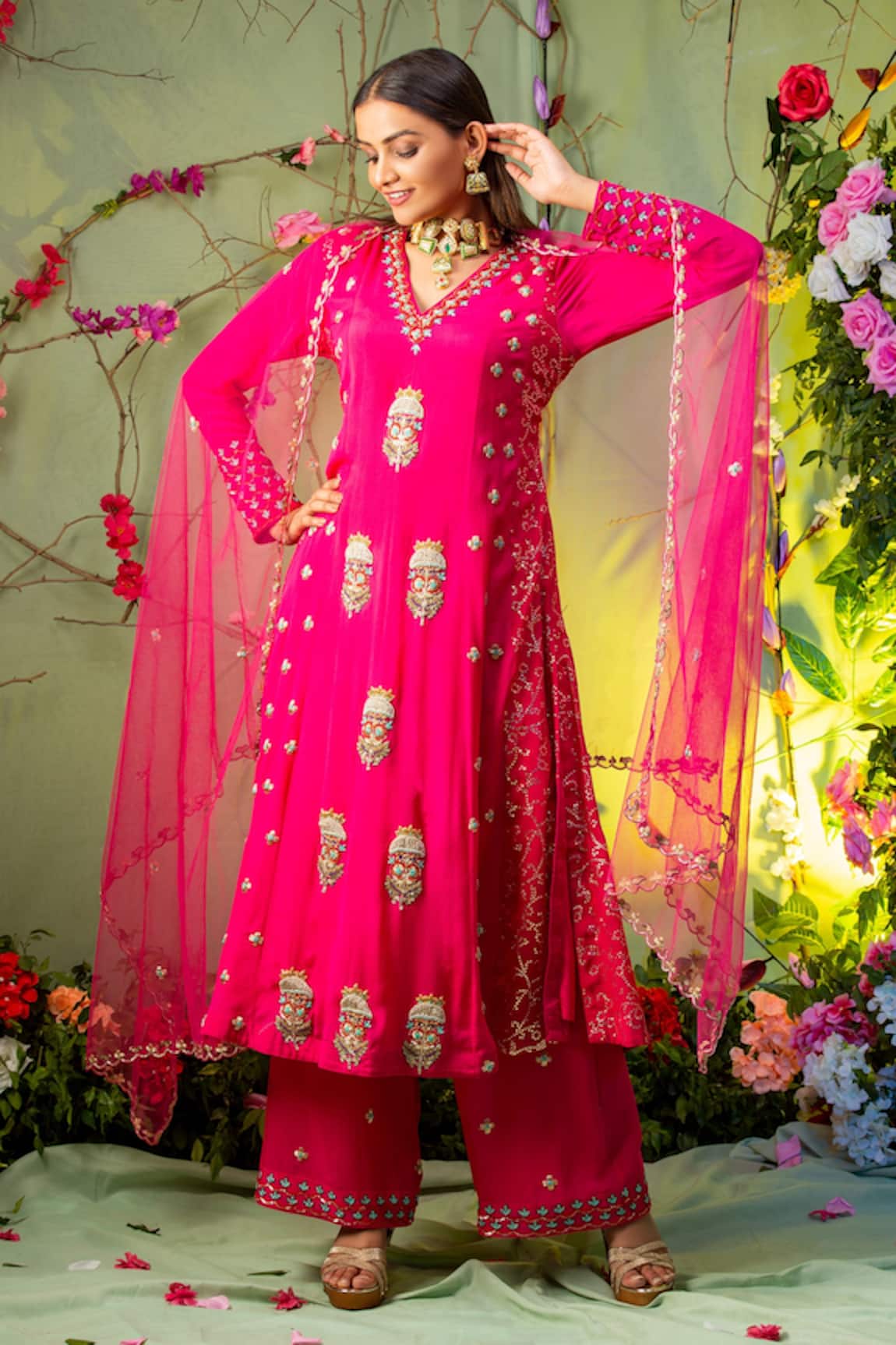 Miku Kumar Embroidered Kurta & Palazzo Pant Set