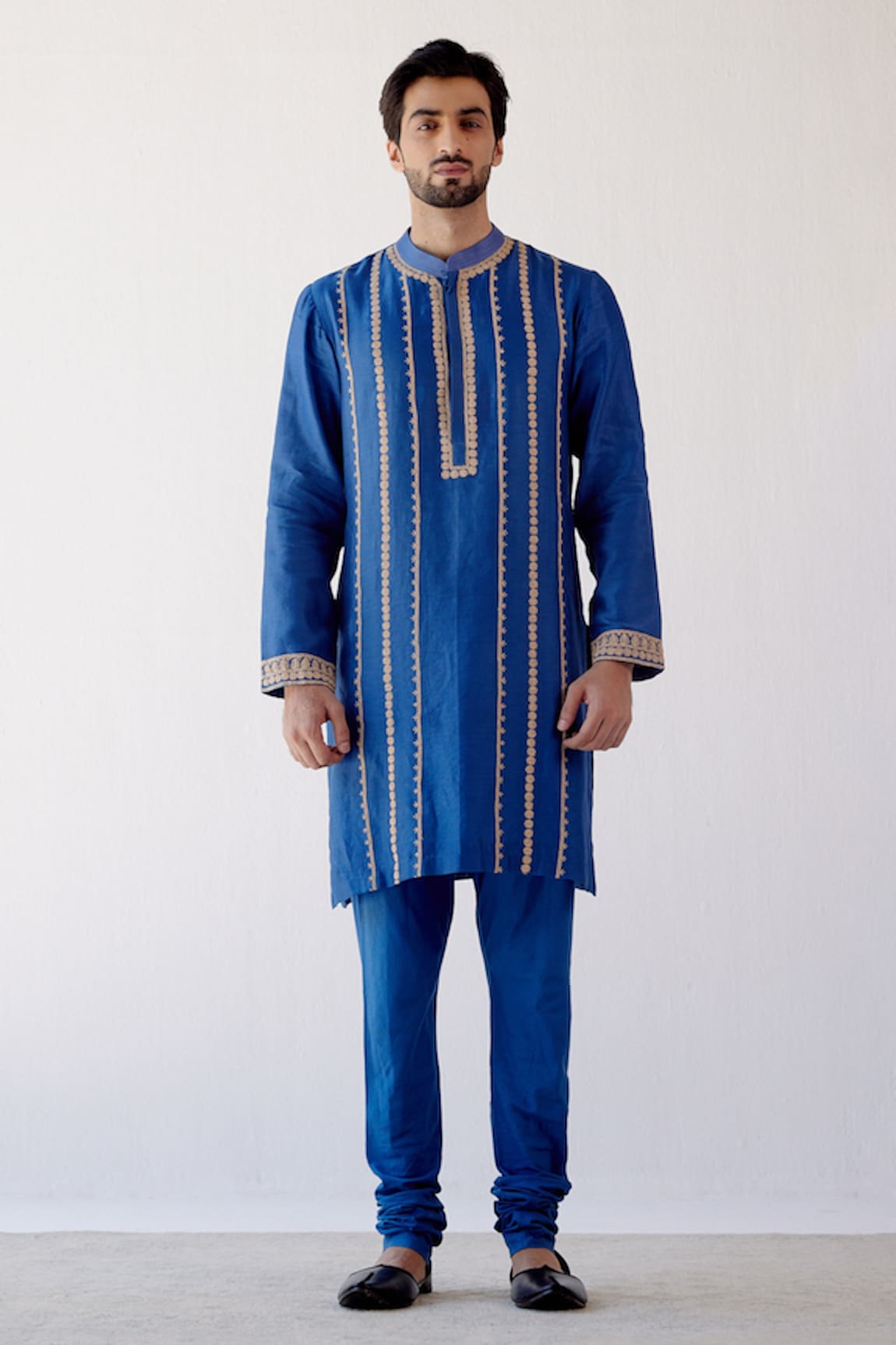 Devnaagri Dori Embrioidered Kurta Set