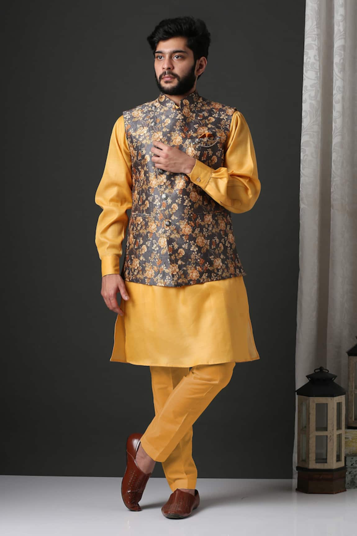 Minaki Printed Bundi & Kurta Set