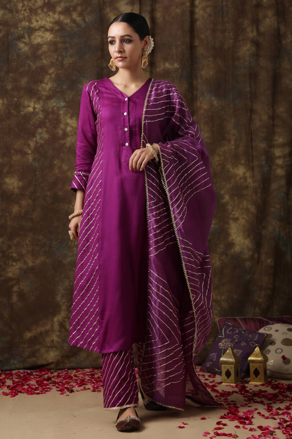 Maison Shefali Embroidered Kurta Set 