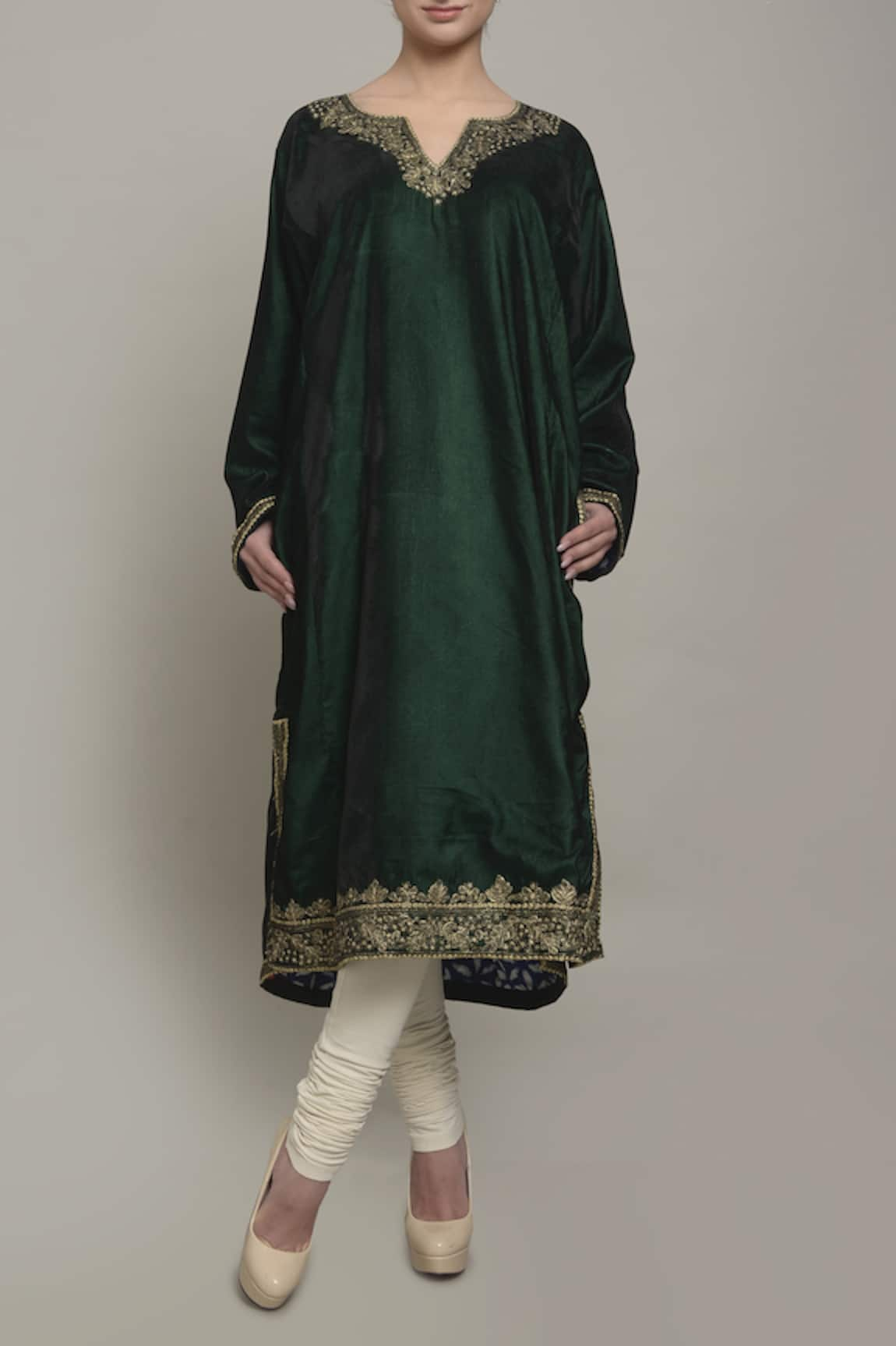 Nineteen89 Velvet Embroidered Kurta